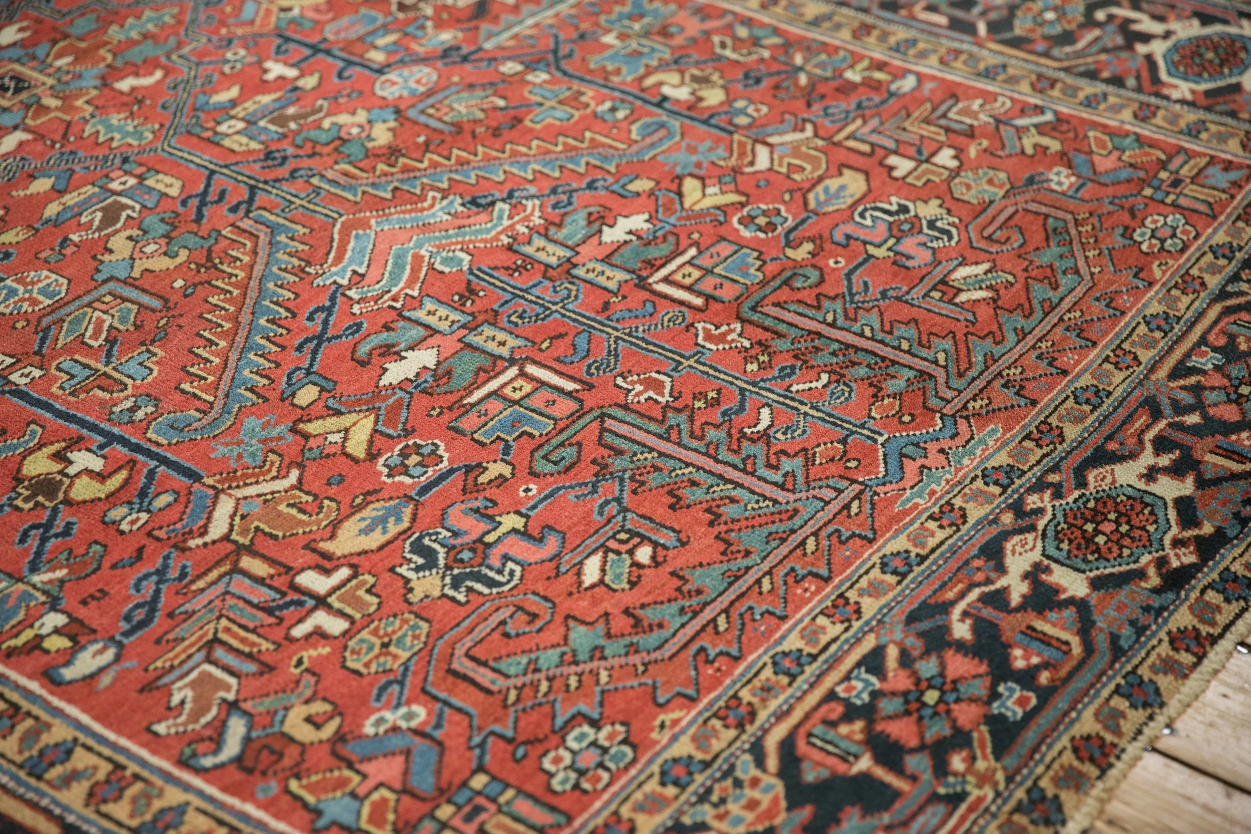 6.5x8.5 Vintage Heriz Carpet - Image 5