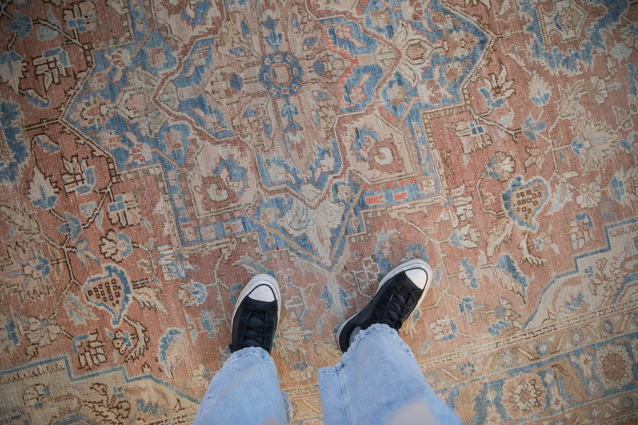 6.5x9.5 Vintage Distressed Heriz Carpet - Image 2