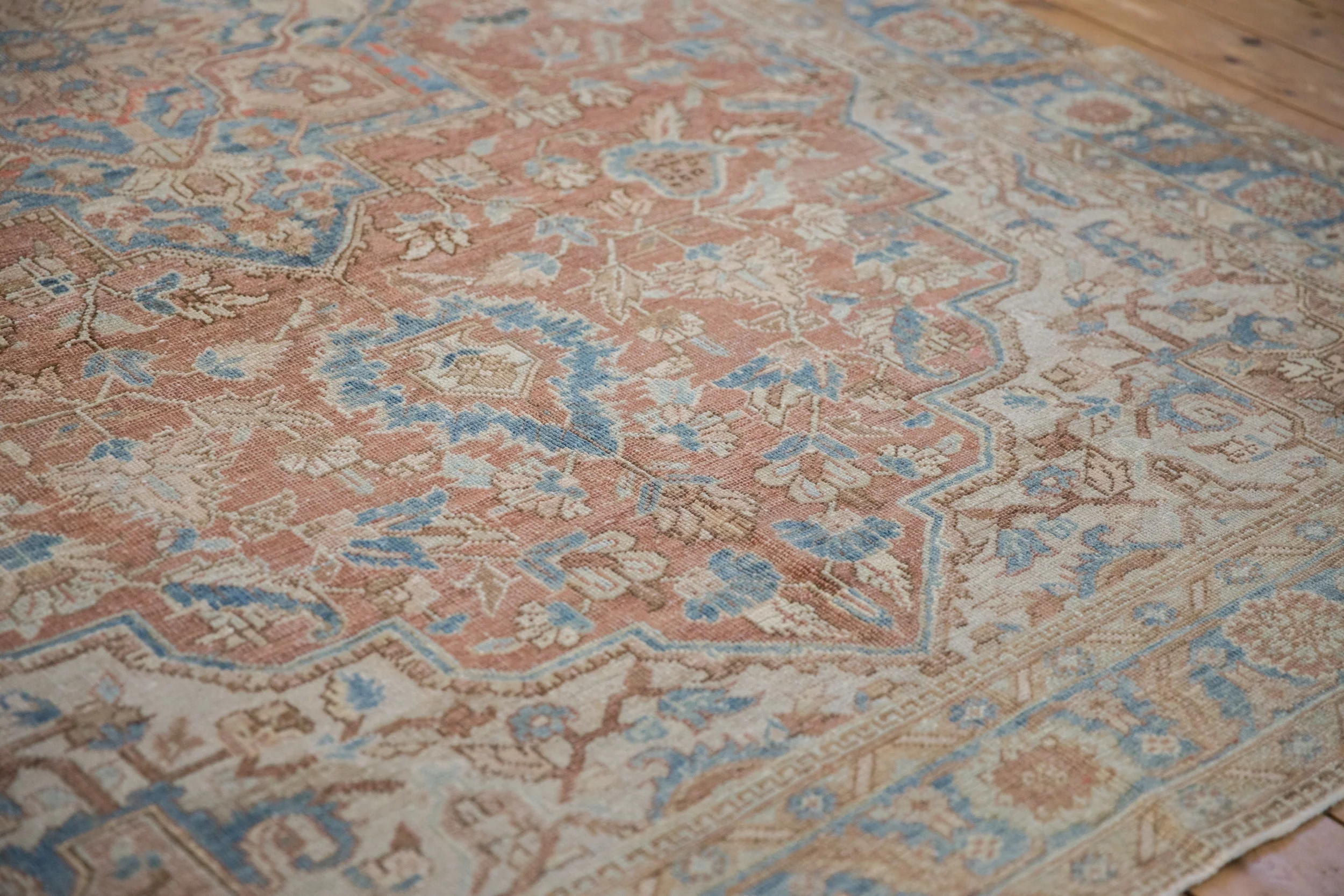 6.5x9.5 Vintage Distressed Heriz Carpet - Image 5