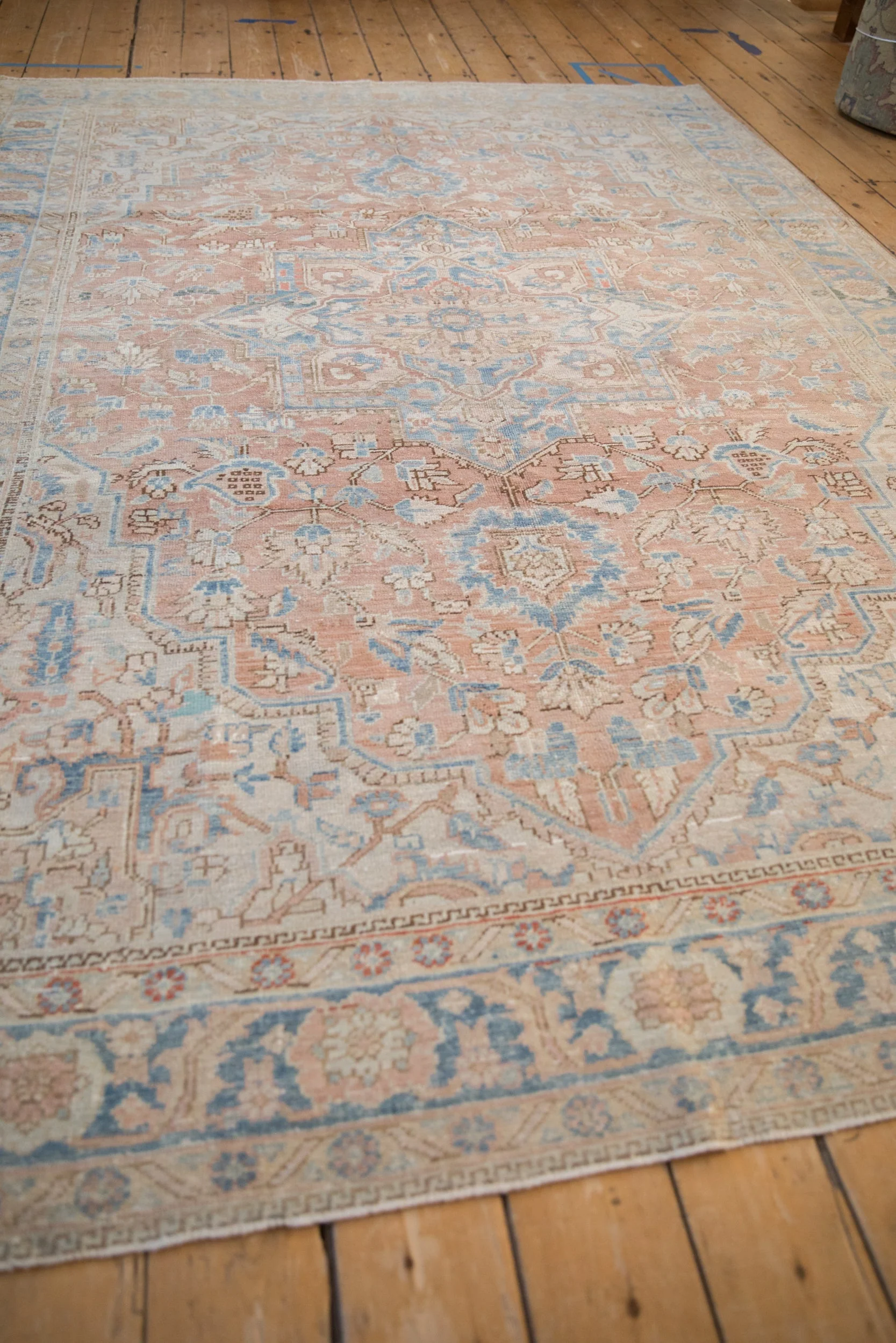 6.5x9.5 Vintage Distressed Heriz Carpet - Image 9