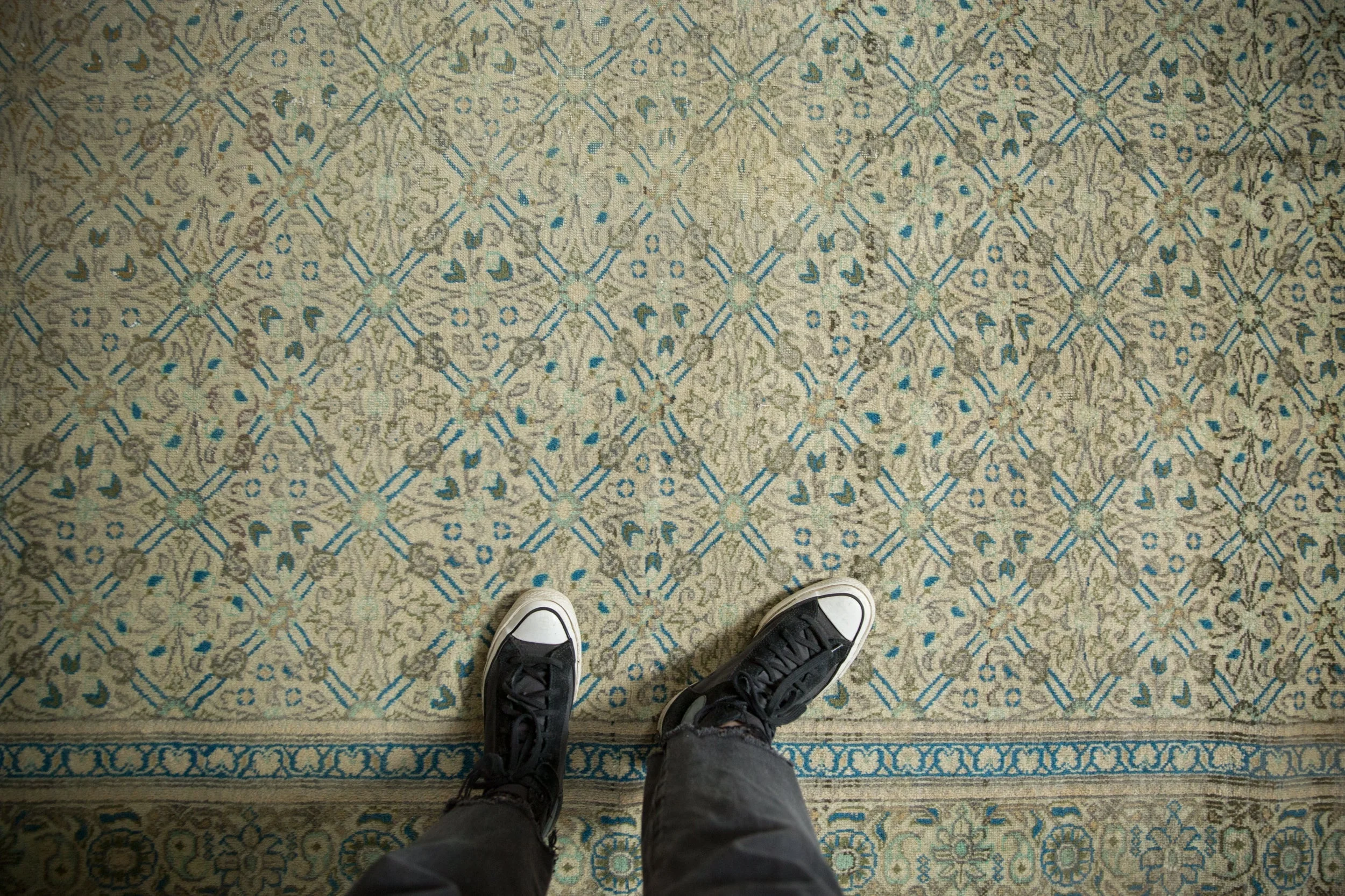 6.5x9.5 Vintage Distressed Kayseri Carpet - Image 2