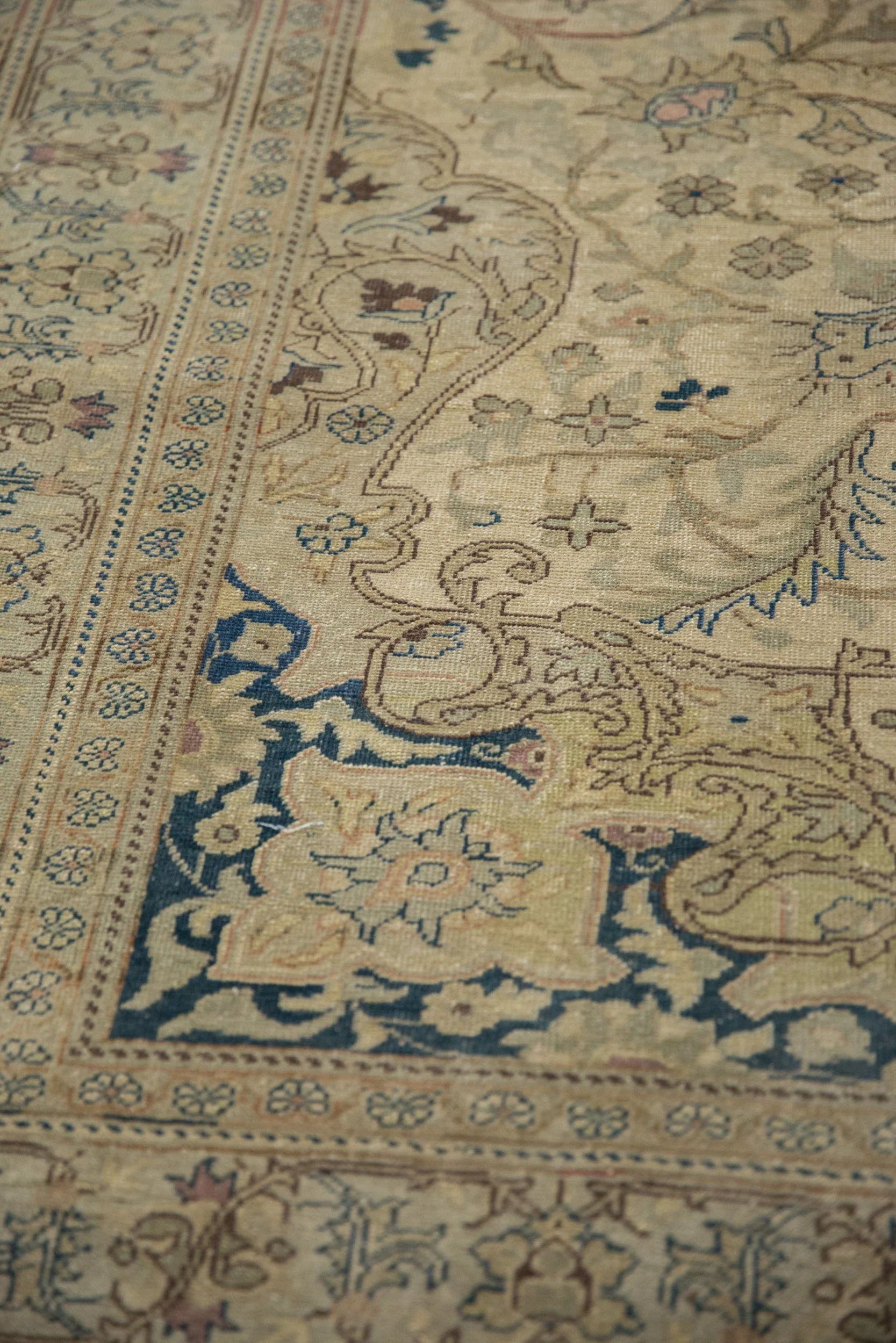 6.5x9.5 Vintage Distressed Kayseri Carpet - Image 9