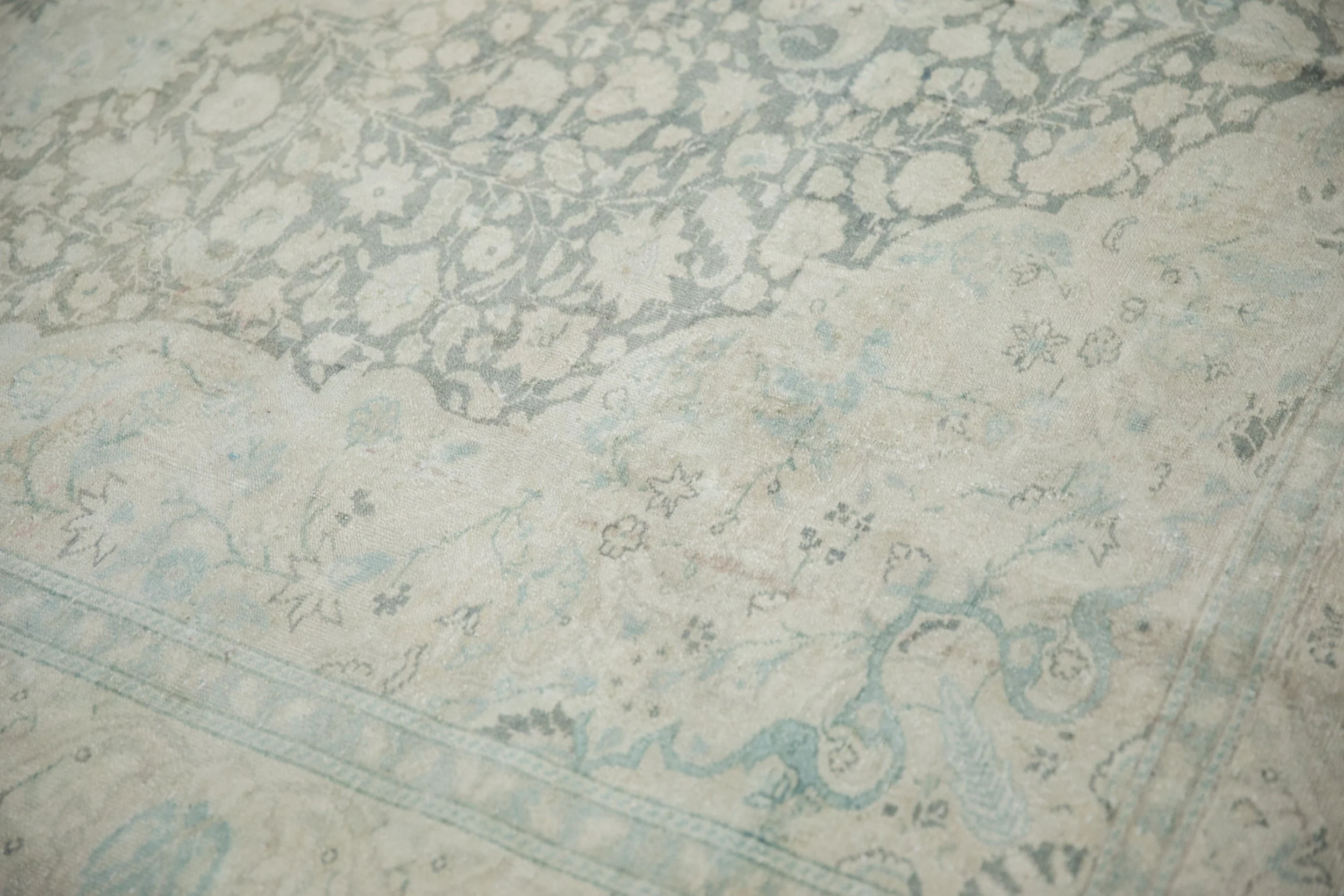 6.5x9.5 Vintage Distressed Kayseri Carpet - Image 5