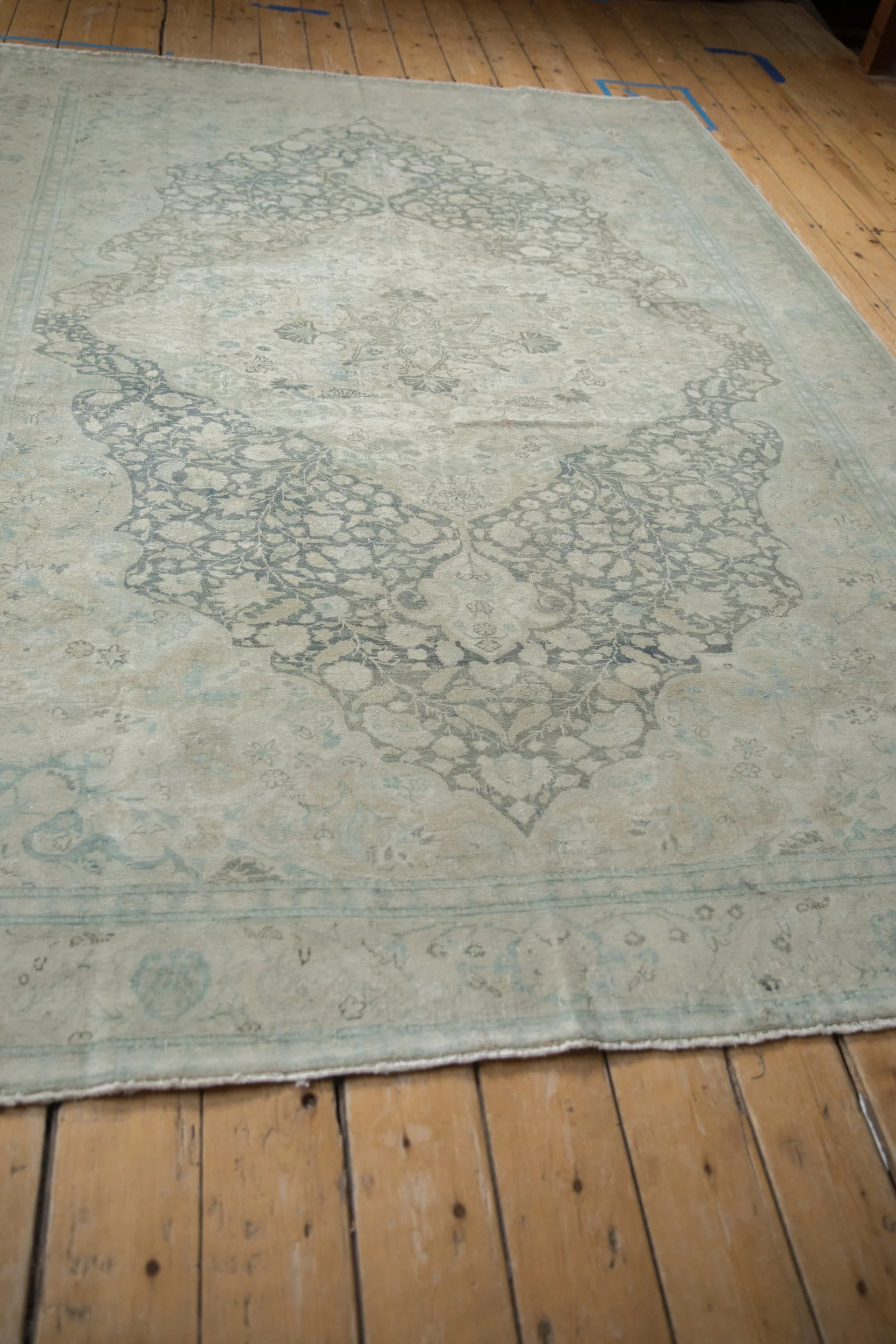 6.5x9.5 Vintage Distressed Kayseri Carpet - Image 7