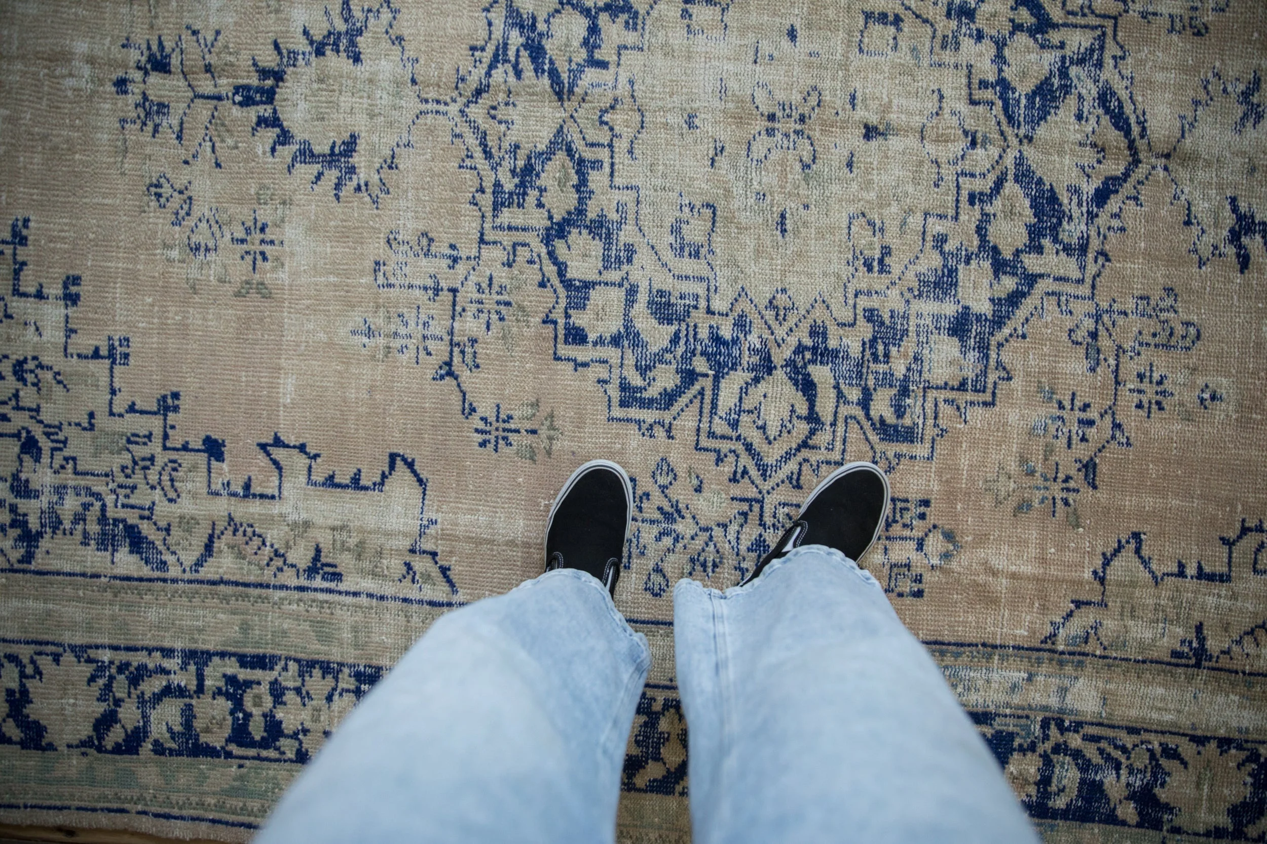 6.5x9.5 Vintage Distressed Oushak Carpet - Image 2