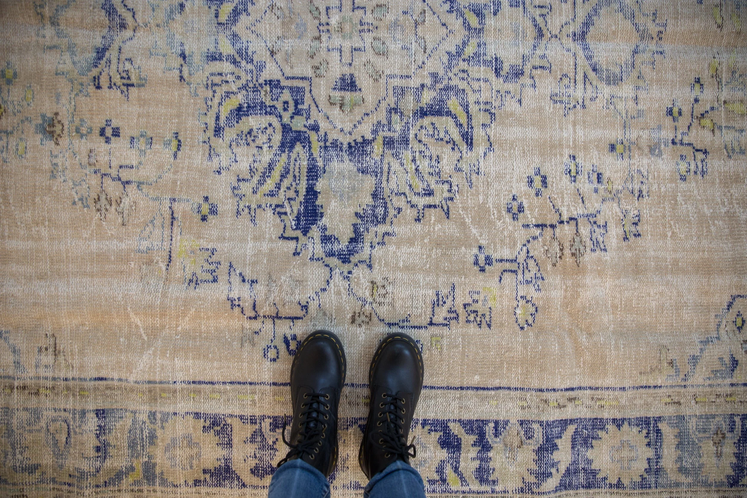 6.5x9.5 Vintage Distressed Oushak Carpet - Image 2