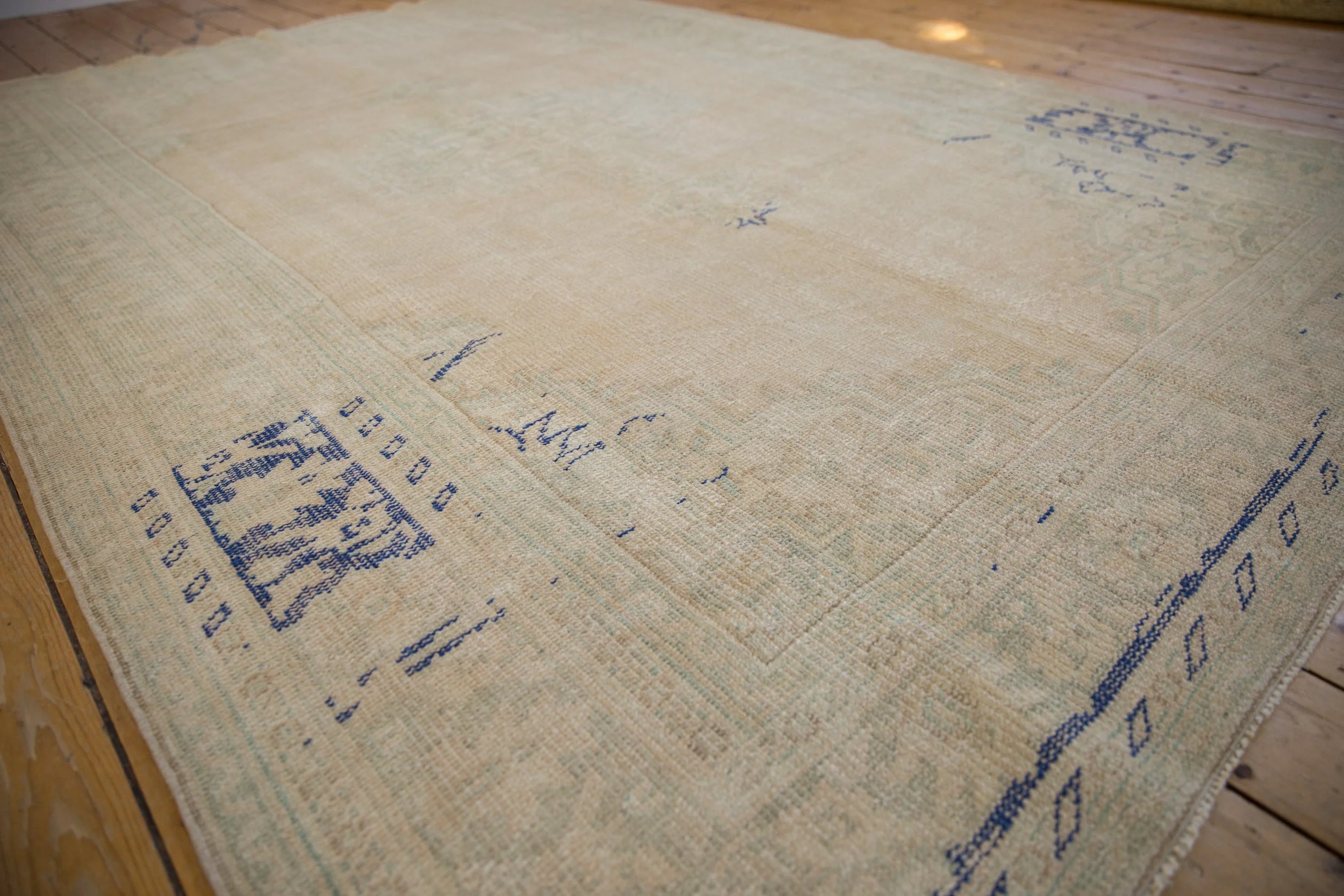 6.5x9.5 Vintage Distressed Oushak Carpet - Image 4