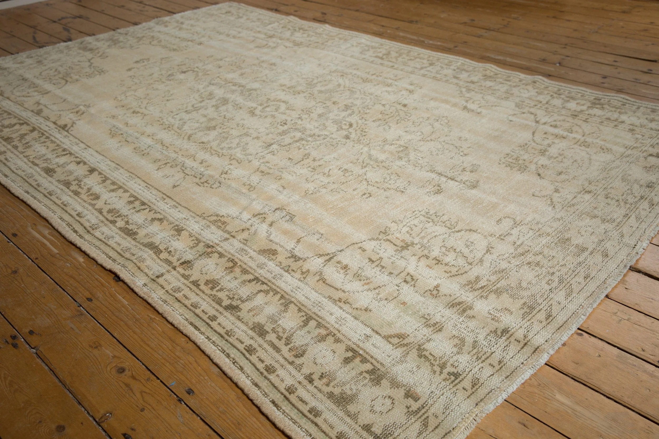 6.5x9.5 Vintage Distressed Oushak Carpet - Image 3