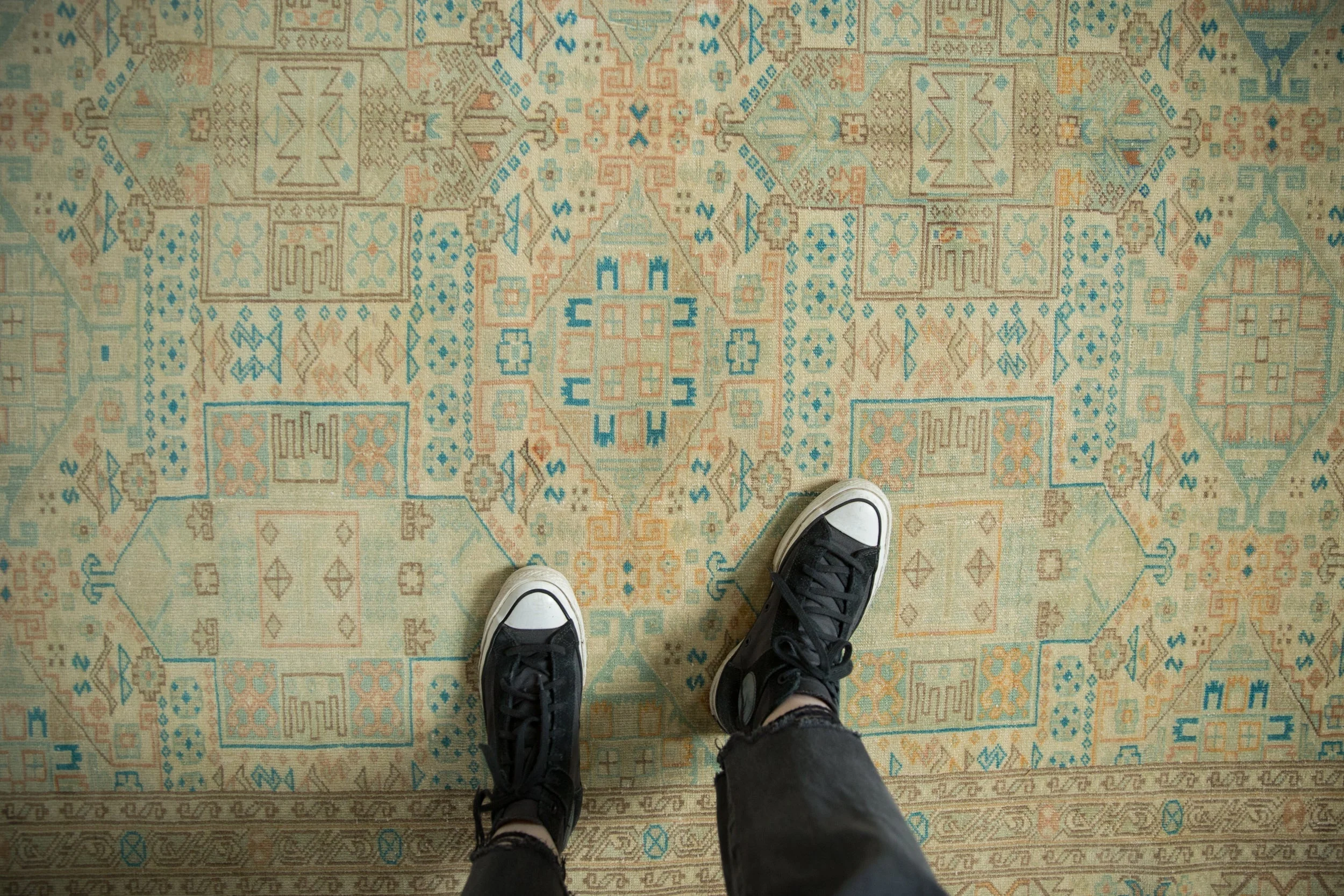 6.5x9.5 Vintage Distressed Sparta Carpet - Image 2