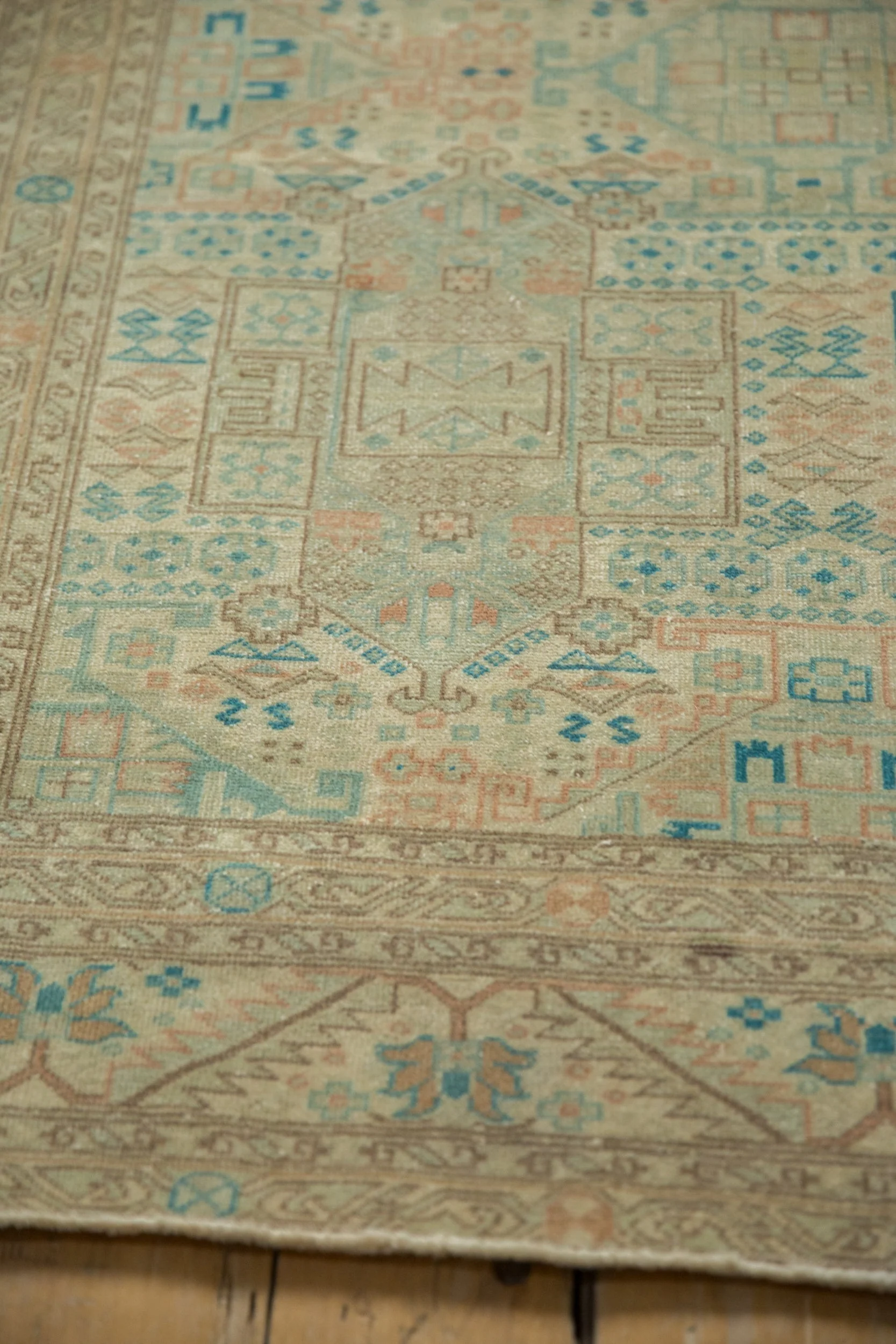 6.5x9.5 Vintage Distressed Sparta Carpet - Image 9