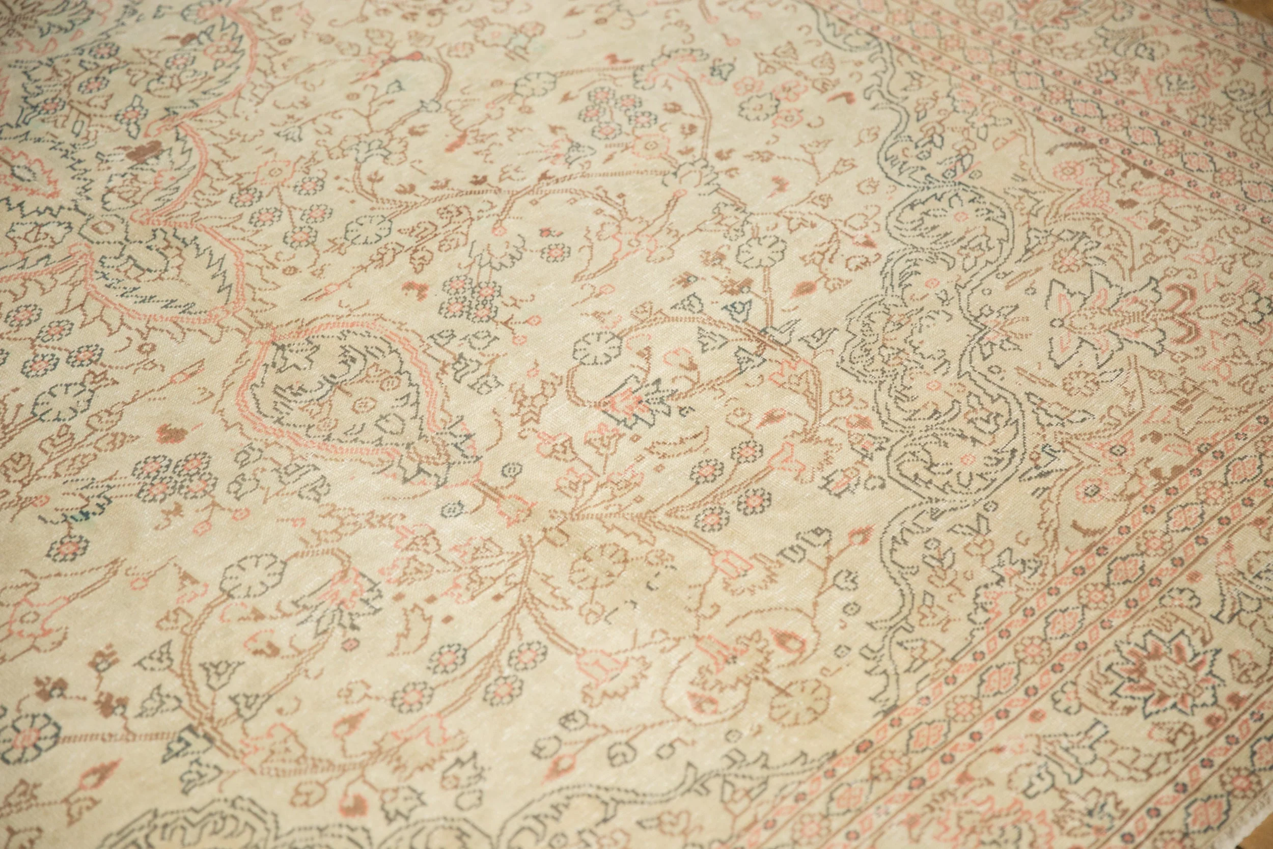6.5x9.5 Vintage Distressed Sparta Carpet - Image 5