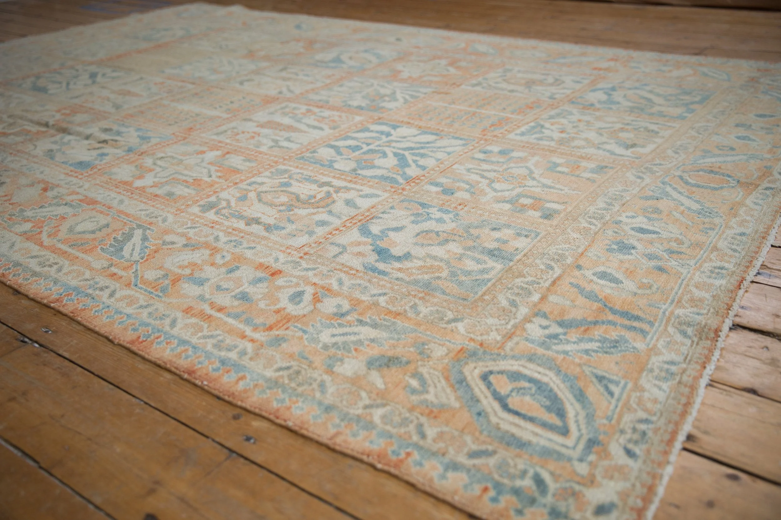 6.5x9.5 Vintage Distressed Turkish Bakhtiari Design Carpet - Image 3