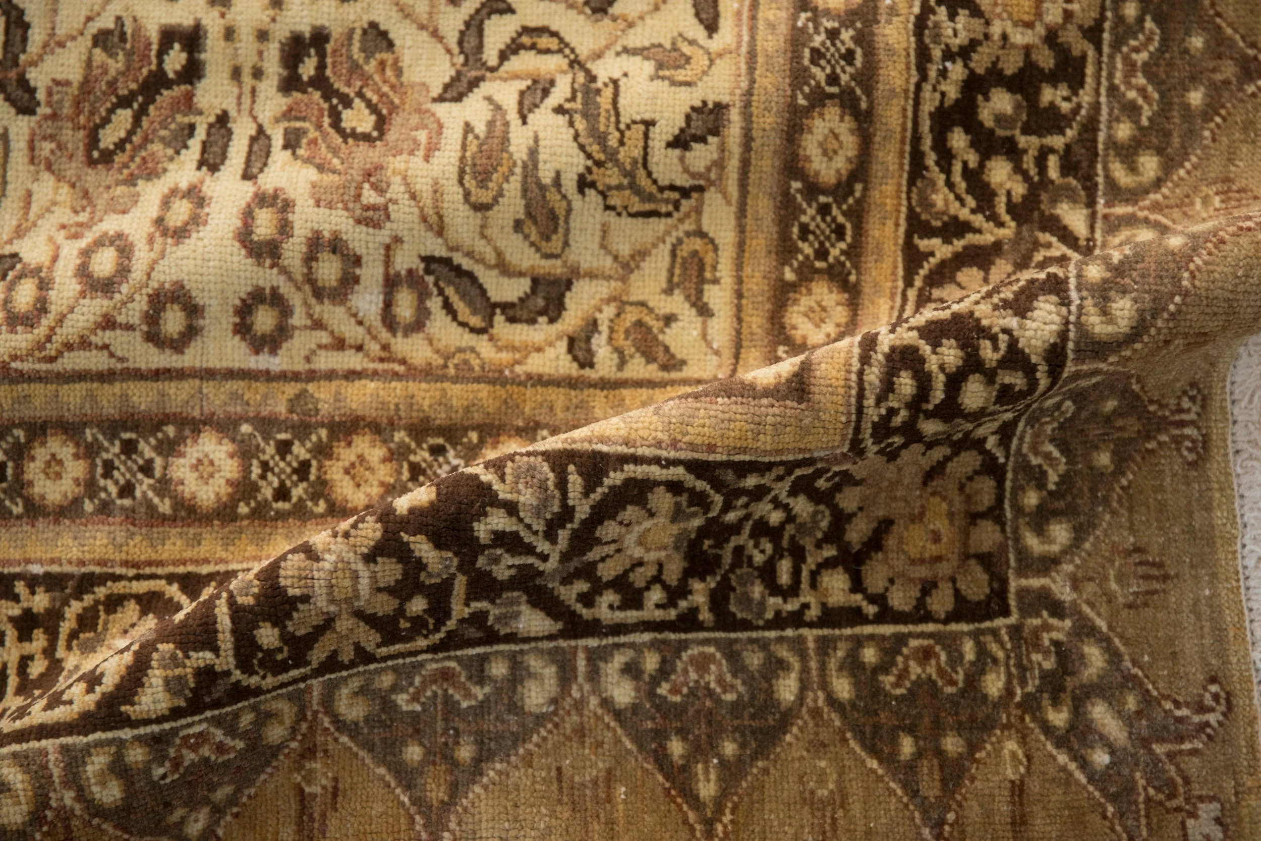 6.5x9.5 Vintage Kaisary Carpet - Image 10