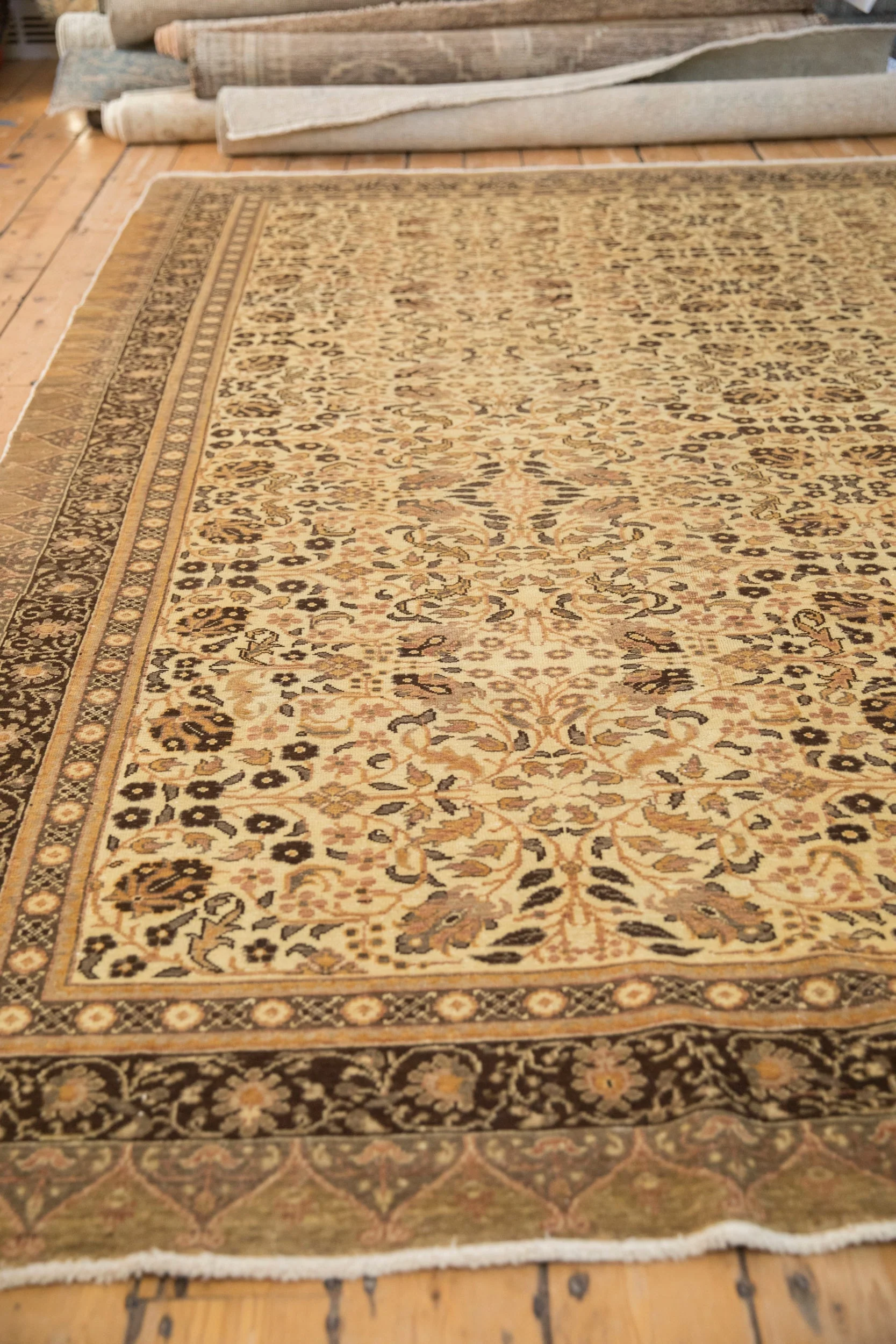 6.5x9.5 Vintage Kaisary Carpet - Image 6