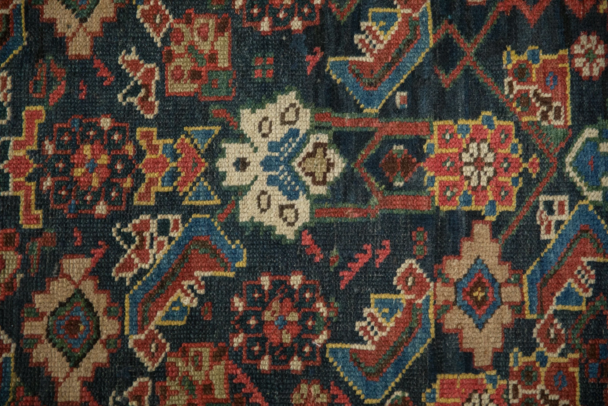 6.5x9 Antique Mahal Carpet - Image 8