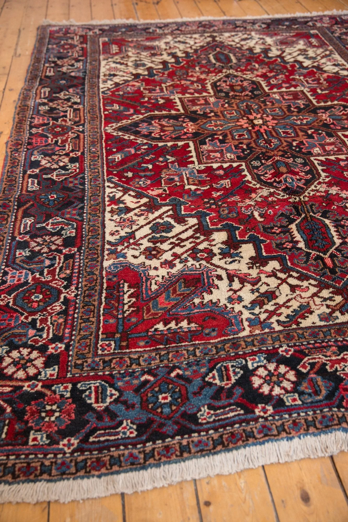 6.5x9 Vintage Mehrivan Carpet - Image 9
