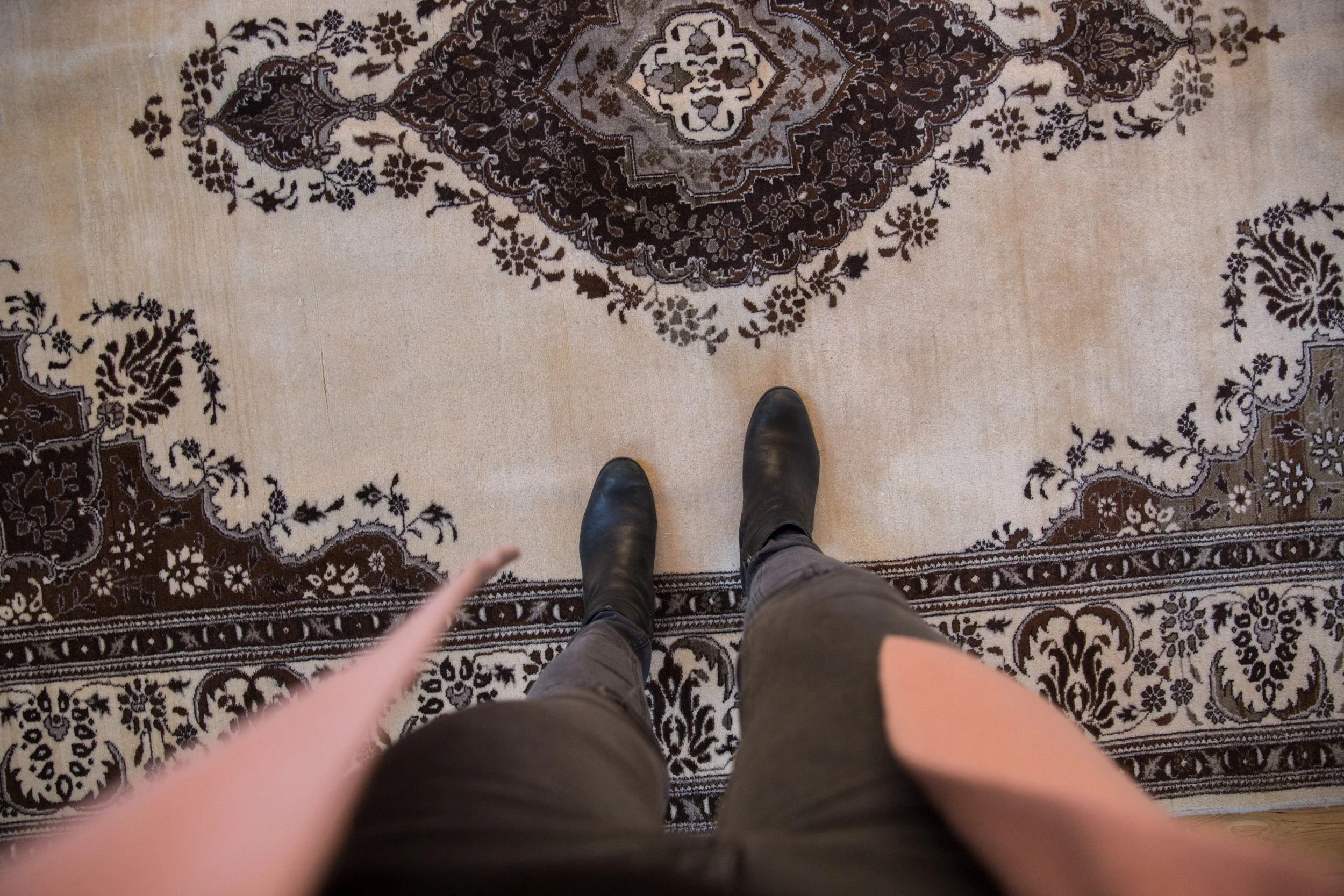 6.5x9 Vintage Tabriz Carpet - Image 2