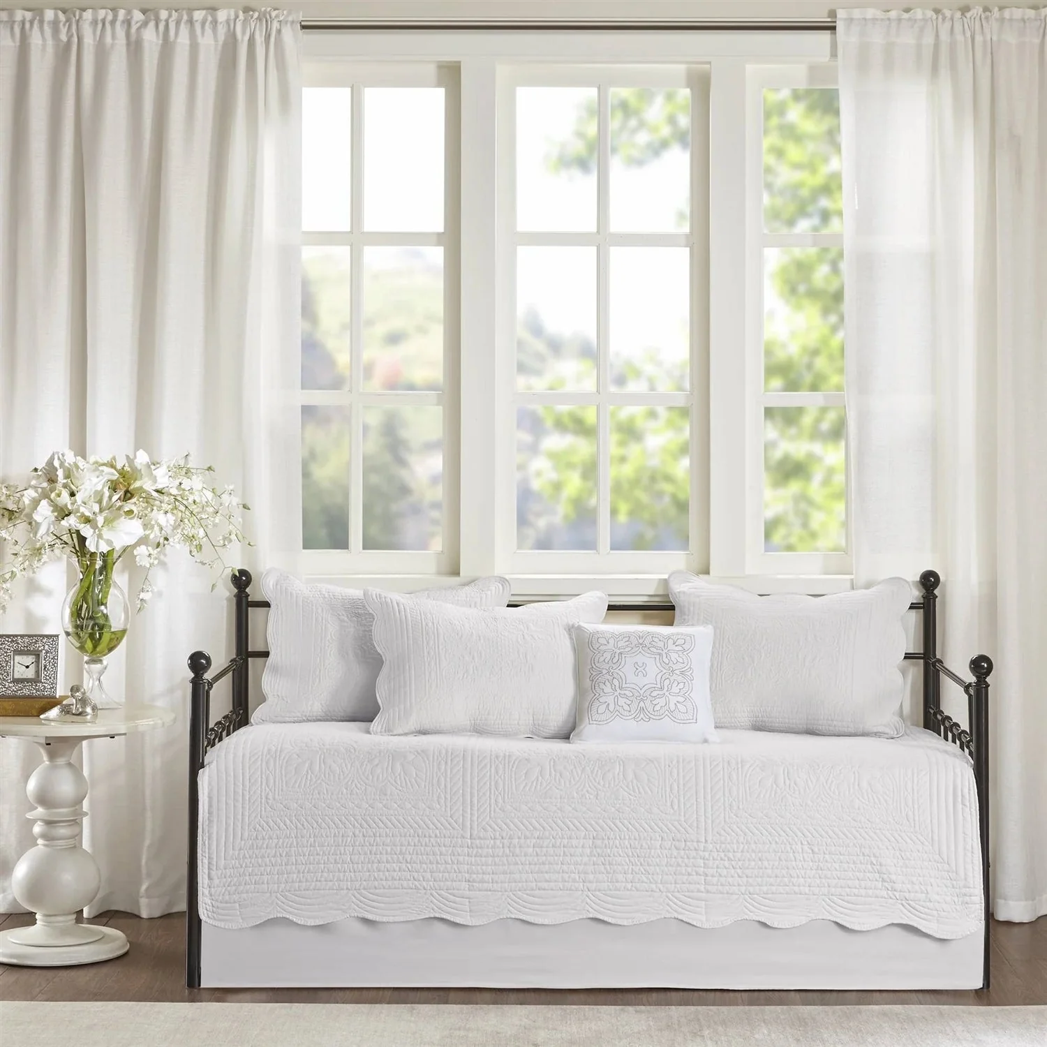 6-Piece Farmhouse White Daybed Cover Bedding Set with Scalloped Edges - Image 2