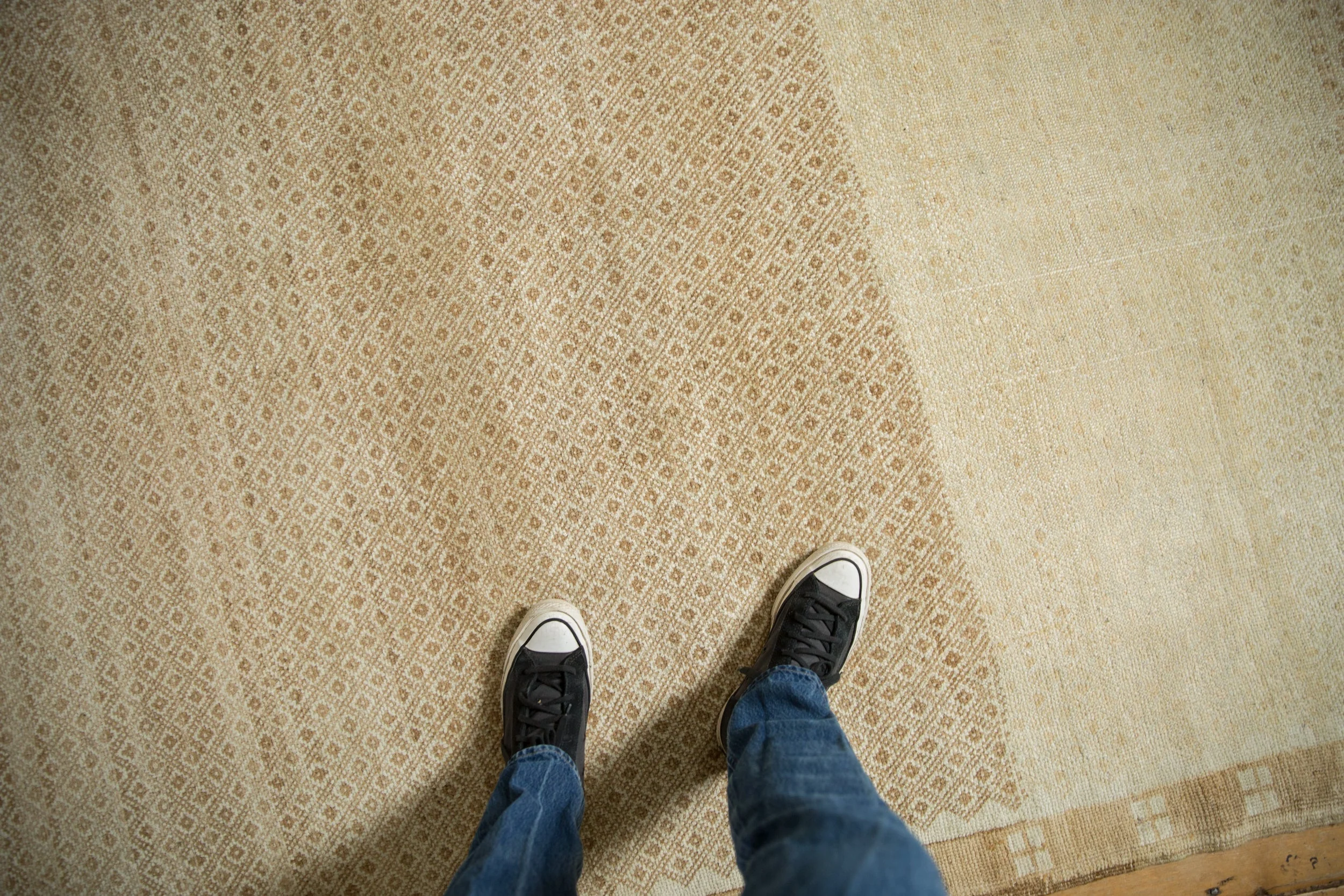 6x10 Vintage Distressed Kars Carpet - Image 2