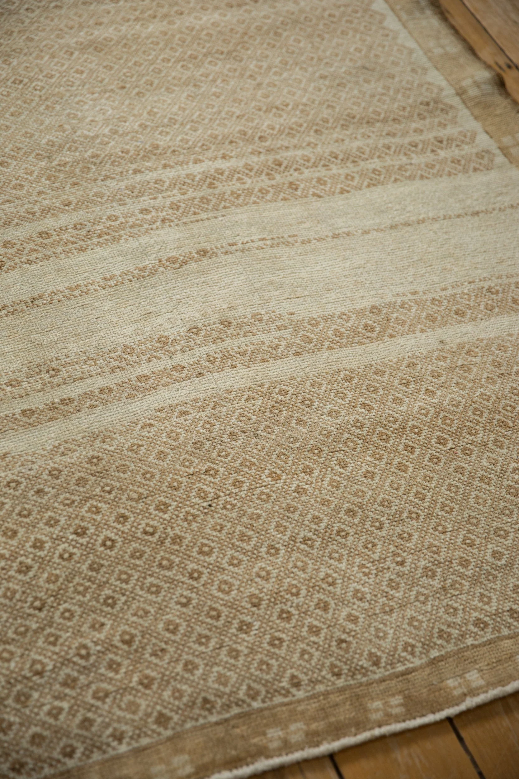 6x10 Vintage Distressed Kars Carpet - Image 9