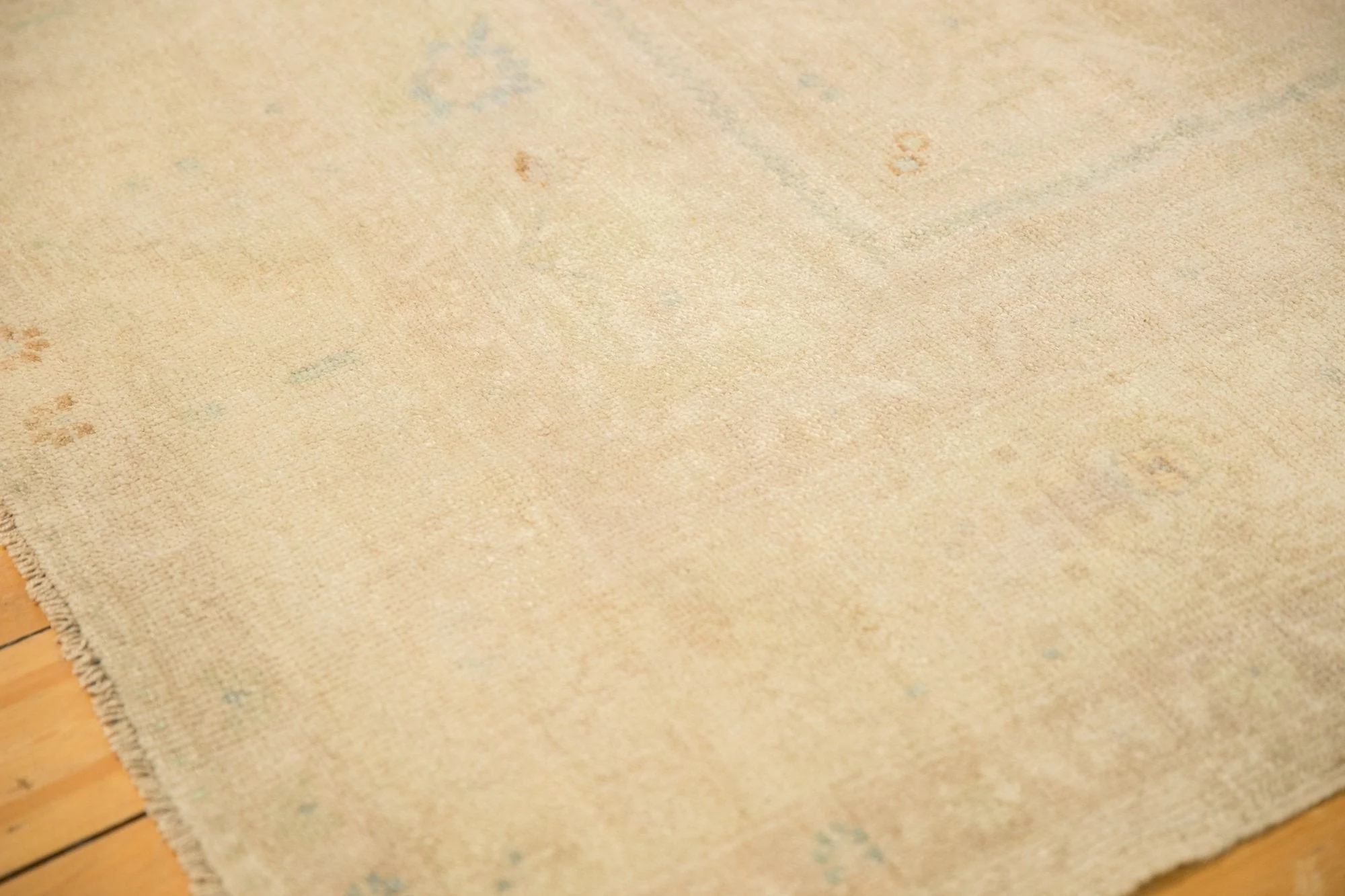 6x10 Vintage Distressed Oushak Carpet - Image 5