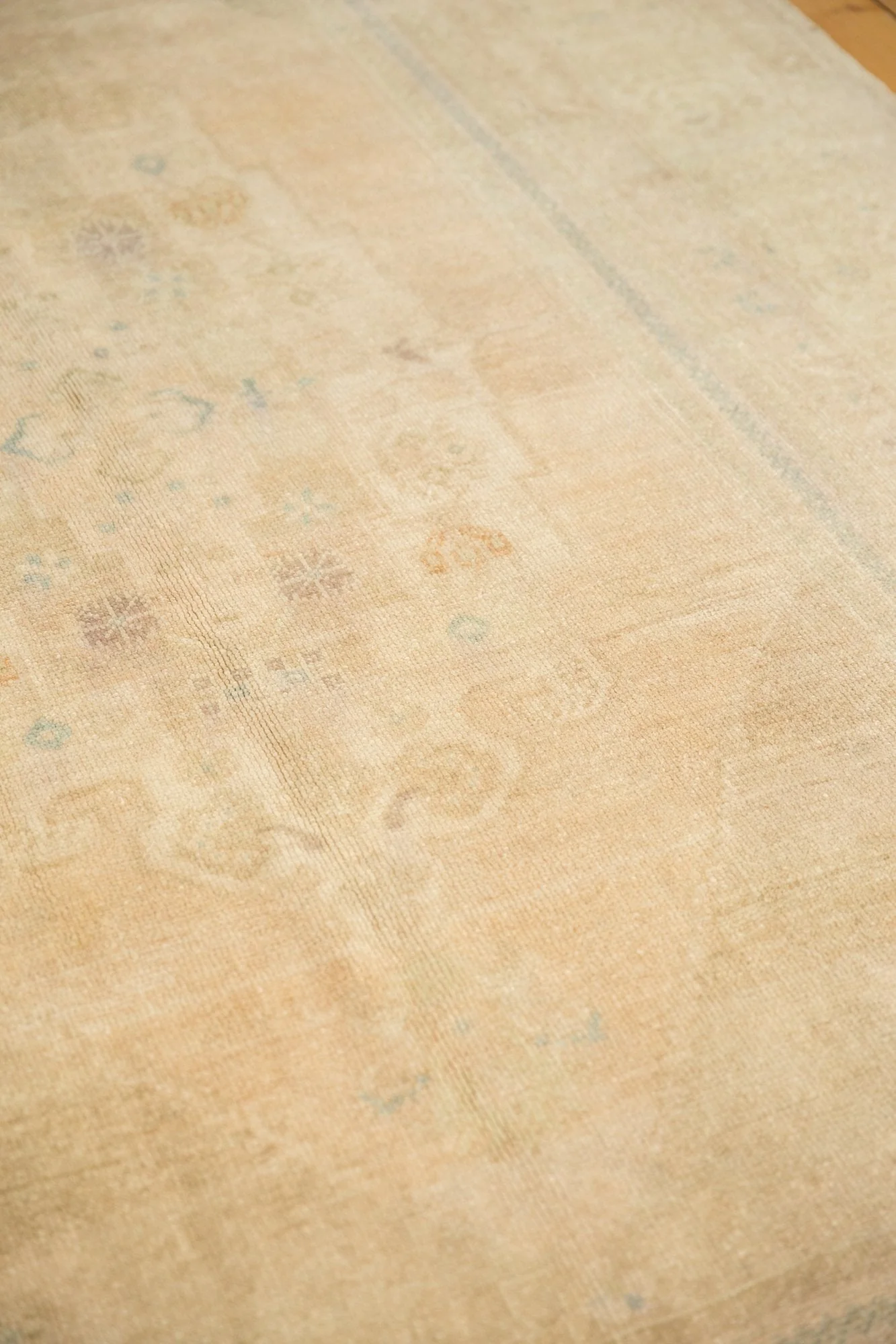 6x10 Vintage Distressed Oushak Carpet - Image 9