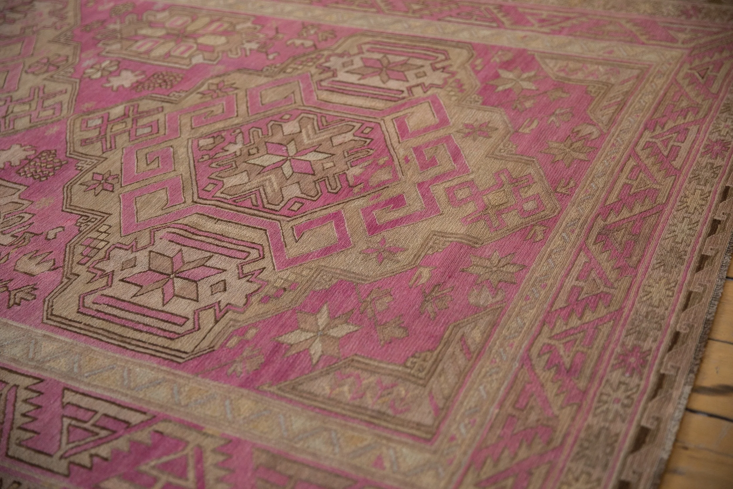 6x11 Vintage Distressed Soumac Carpet - Image 4