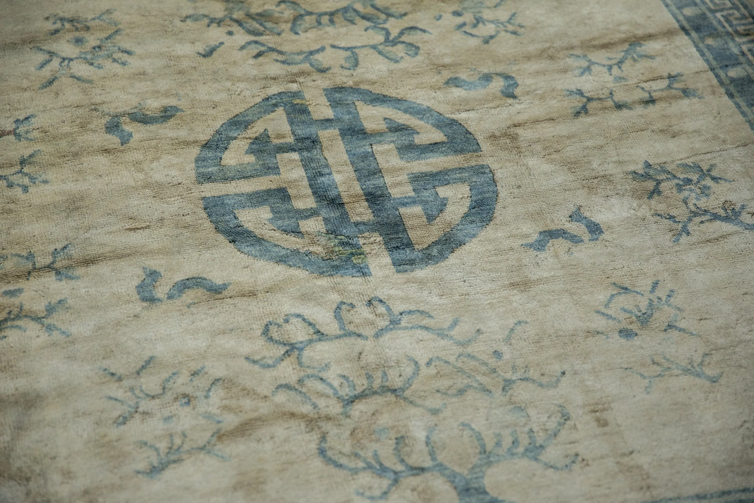 6x6 Antique Distressed Peking Square Carpet - Image 8