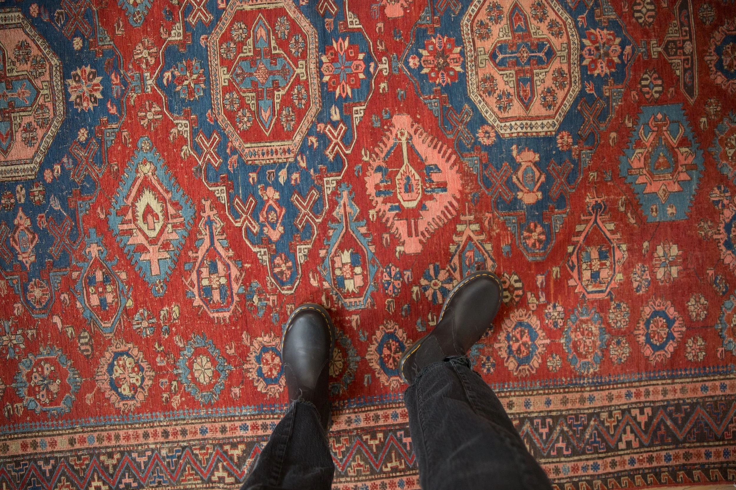 6x7.5 Antique Caucasian Soumac Carpet - Image 2
