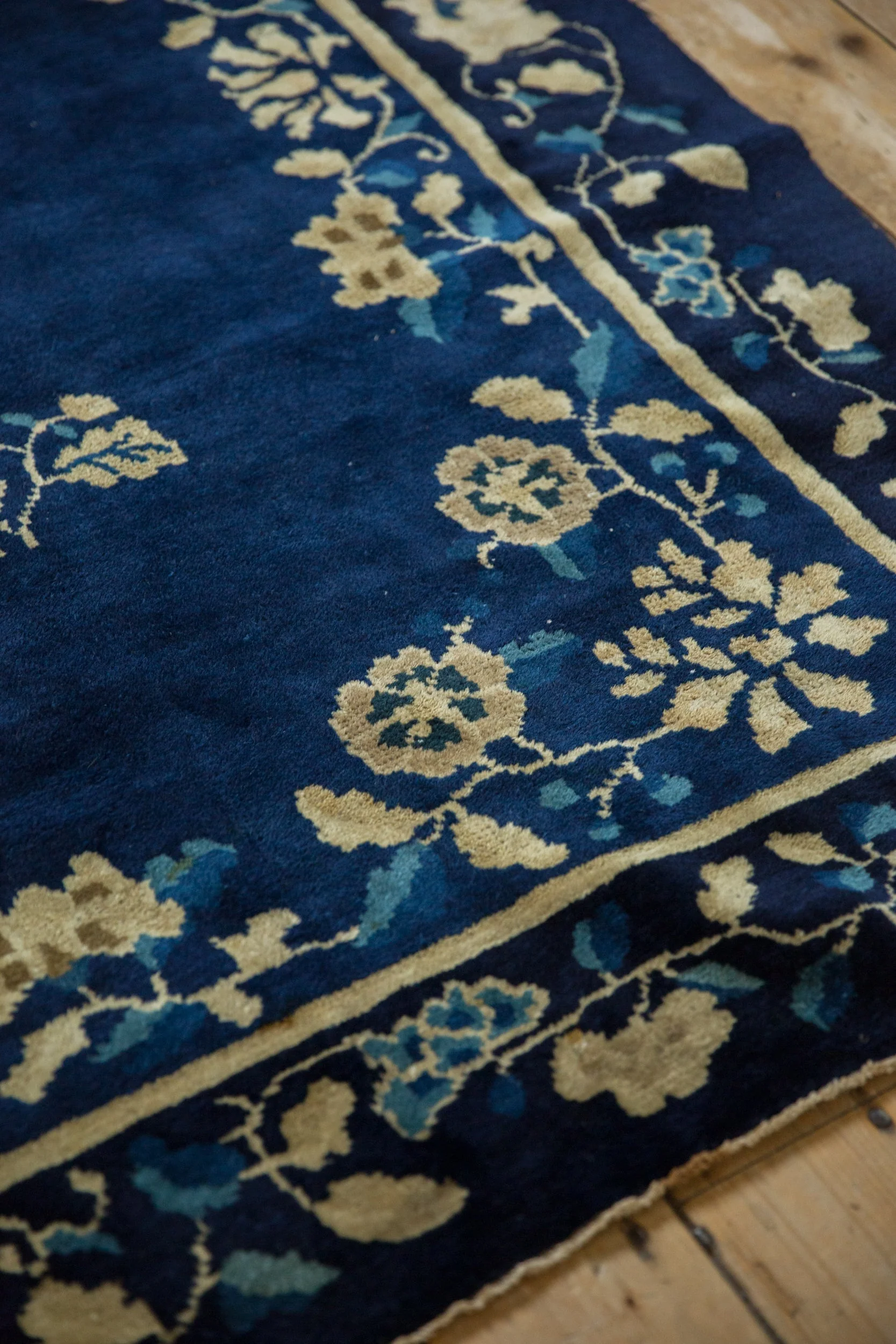 6x8.5 Antique Peking Carpet - Image 10