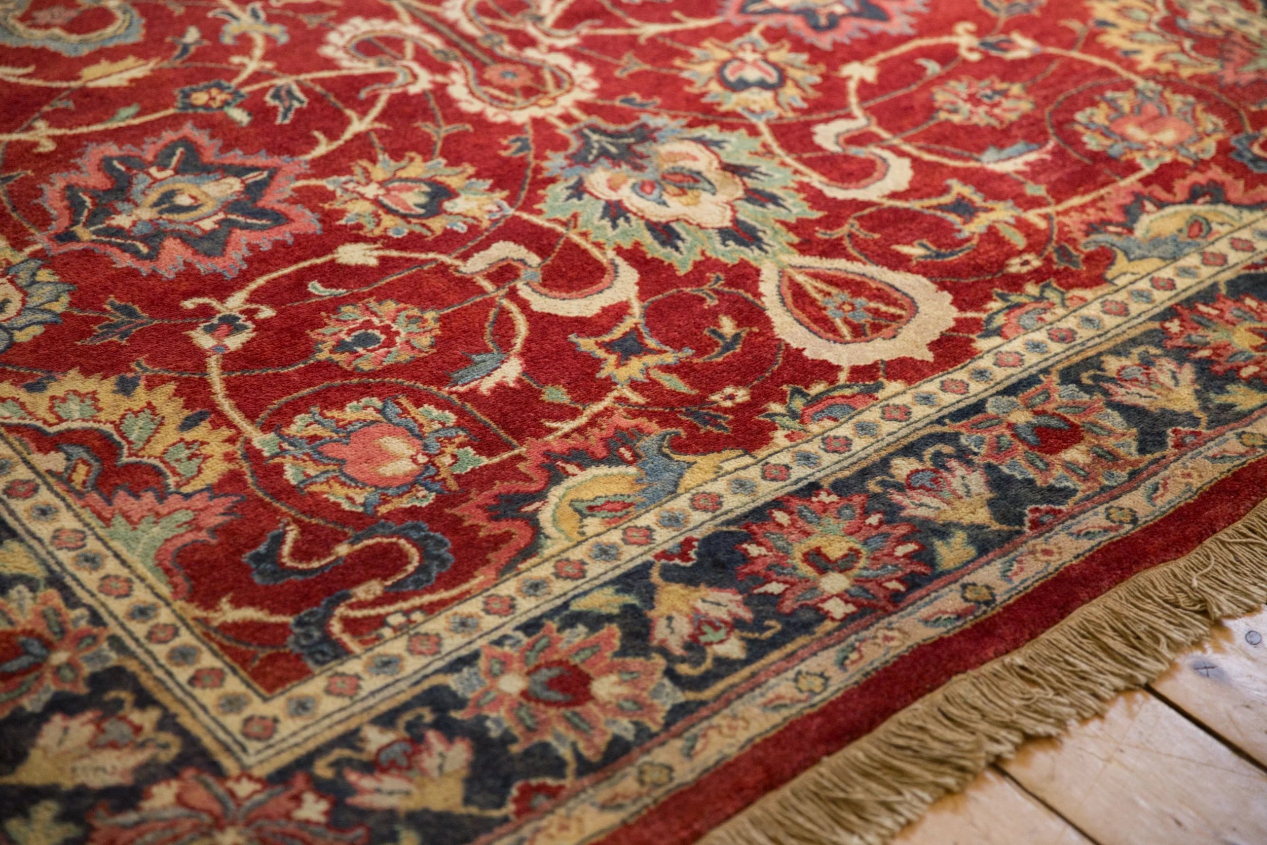 6x8.5 Vintage Agra Carpet - Image 5