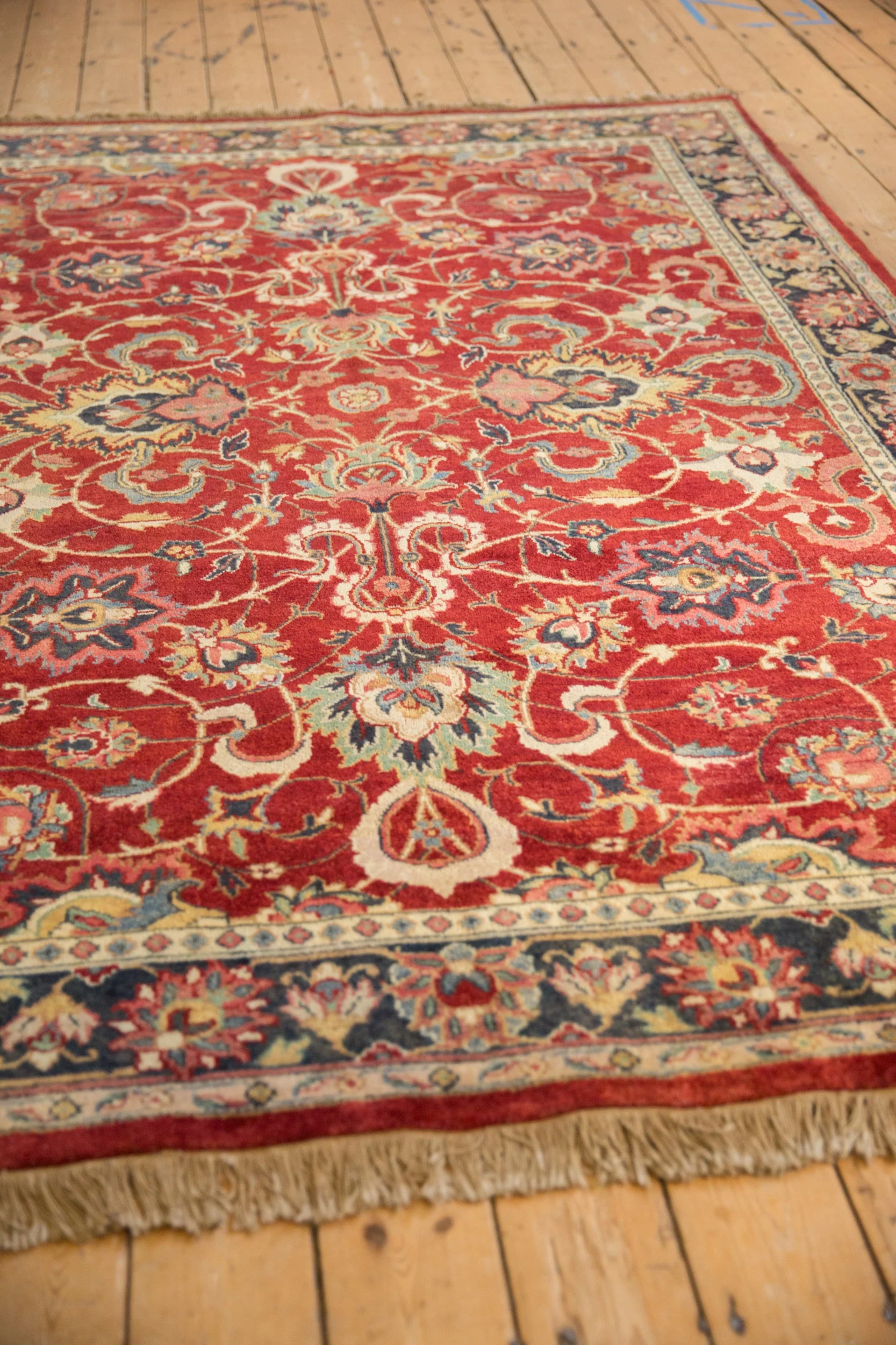 6x8.5 Vintage Agra Carpet - Image 6