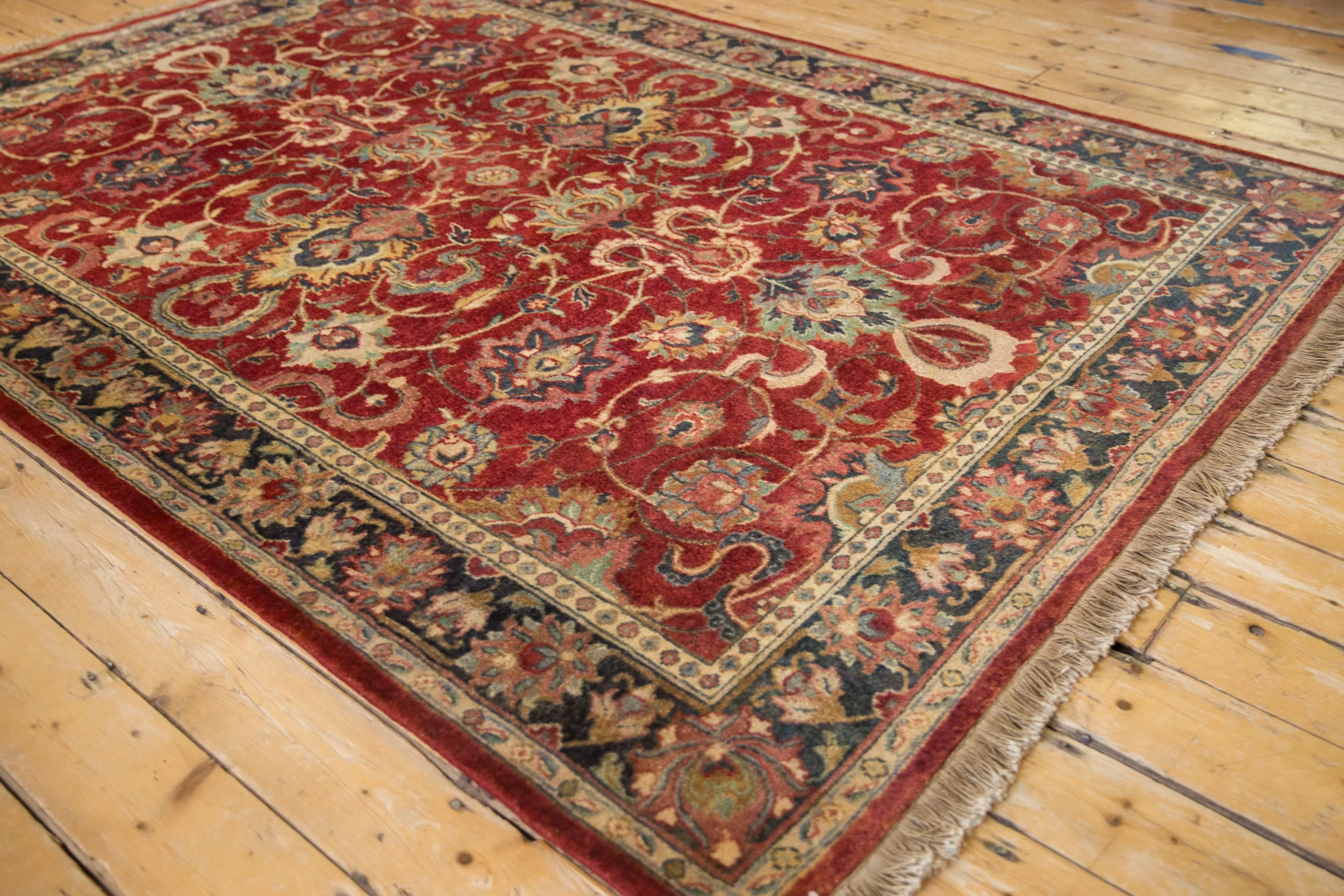 6x8.5 Vintage Agra Carpet - Image 8