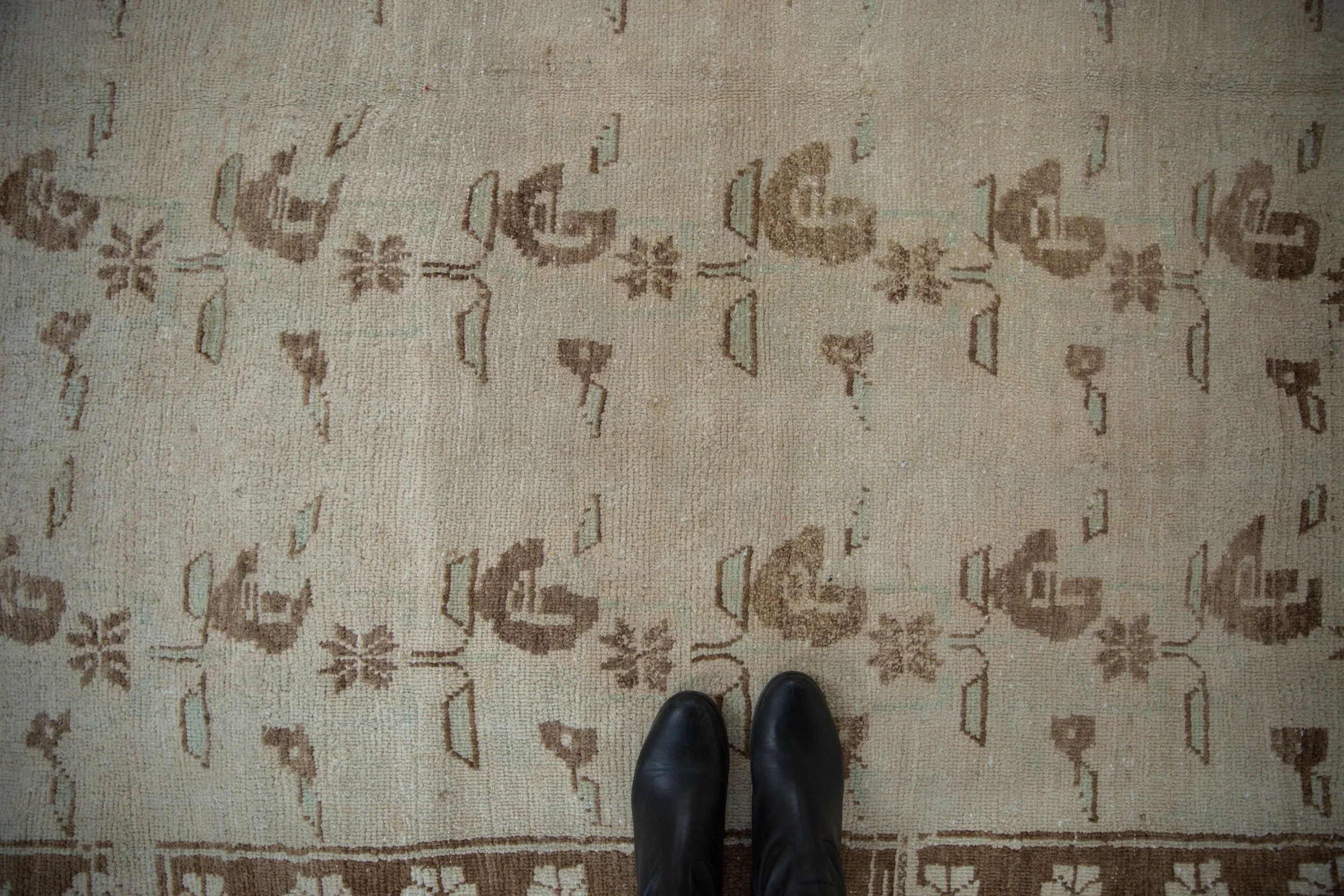6x8.5 Vintage Distressed Oushak Carpet - Image 2