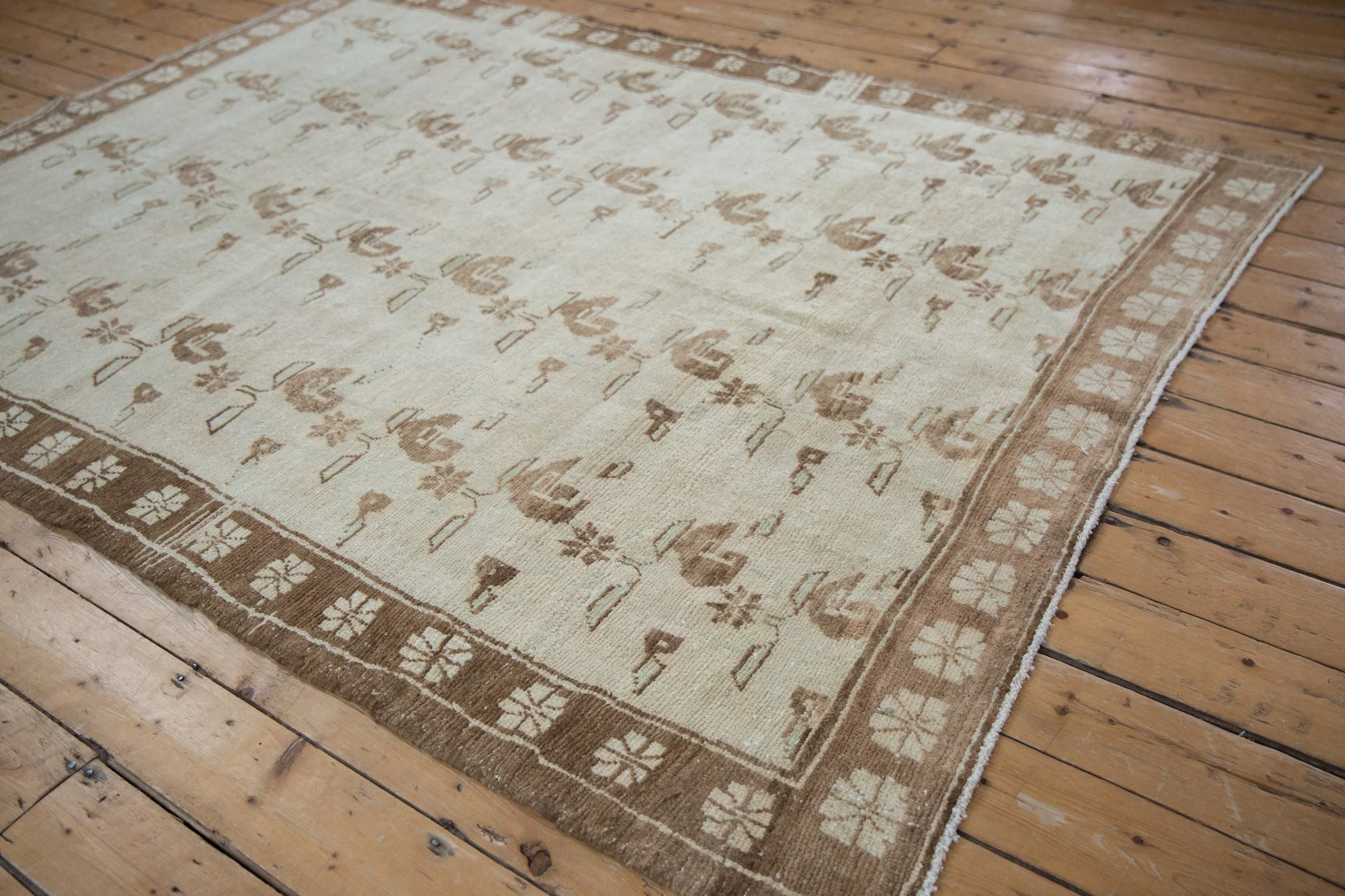 6x8.5 Vintage Distressed Oushak Carpet - Image 3