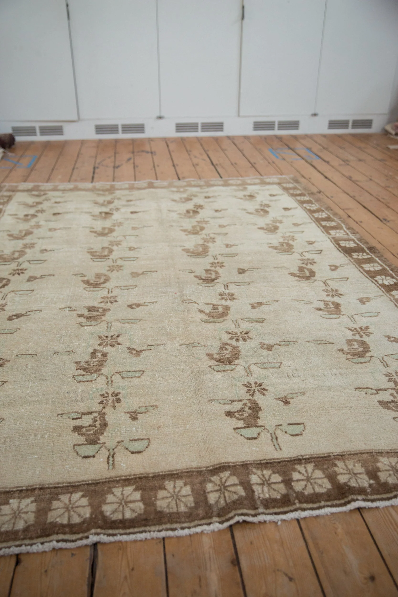 6x8.5 Vintage Distressed Oushak Carpet - Image 7