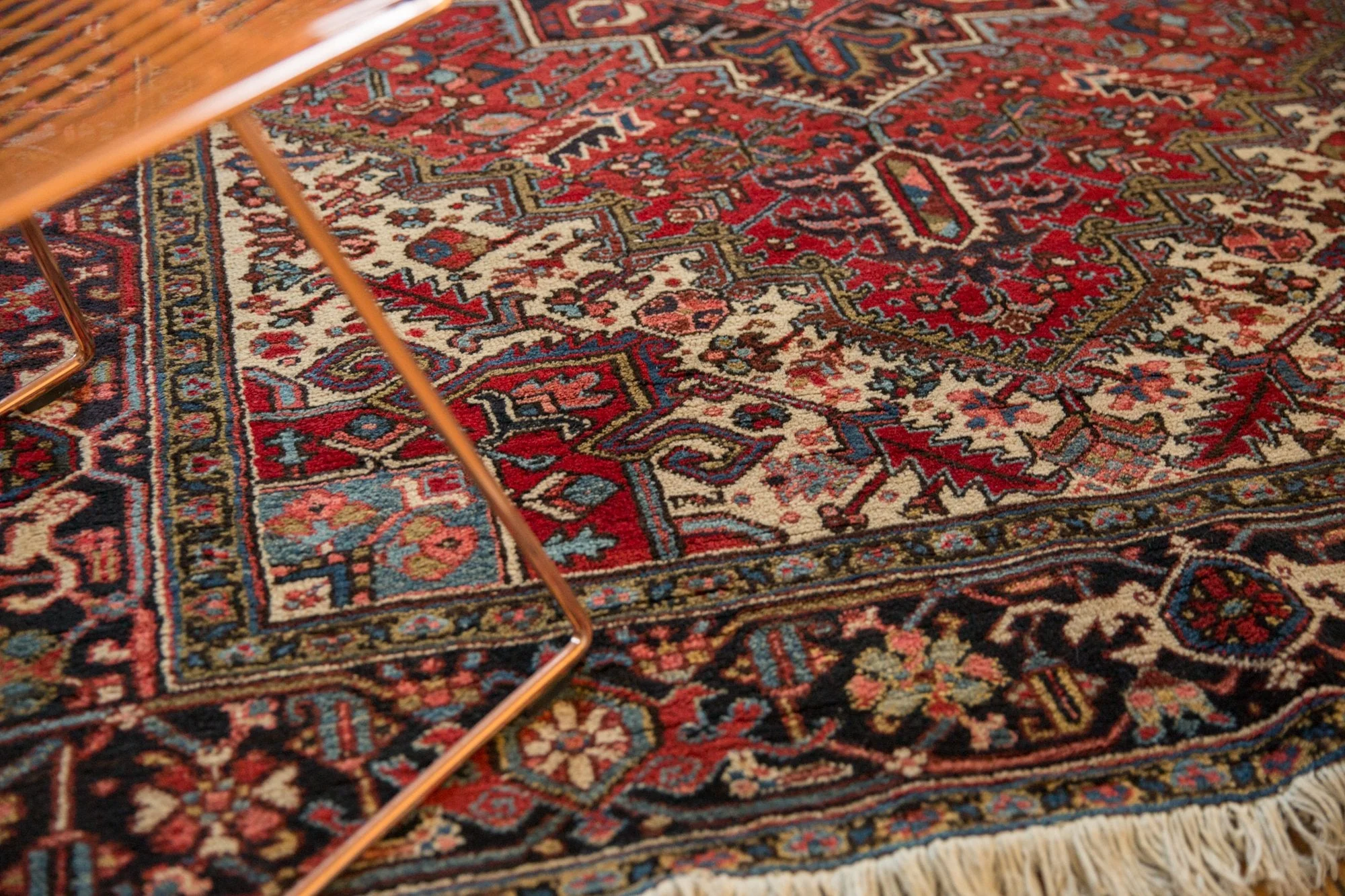 6x8.5 Vintage Heriz Carpet - Image 4