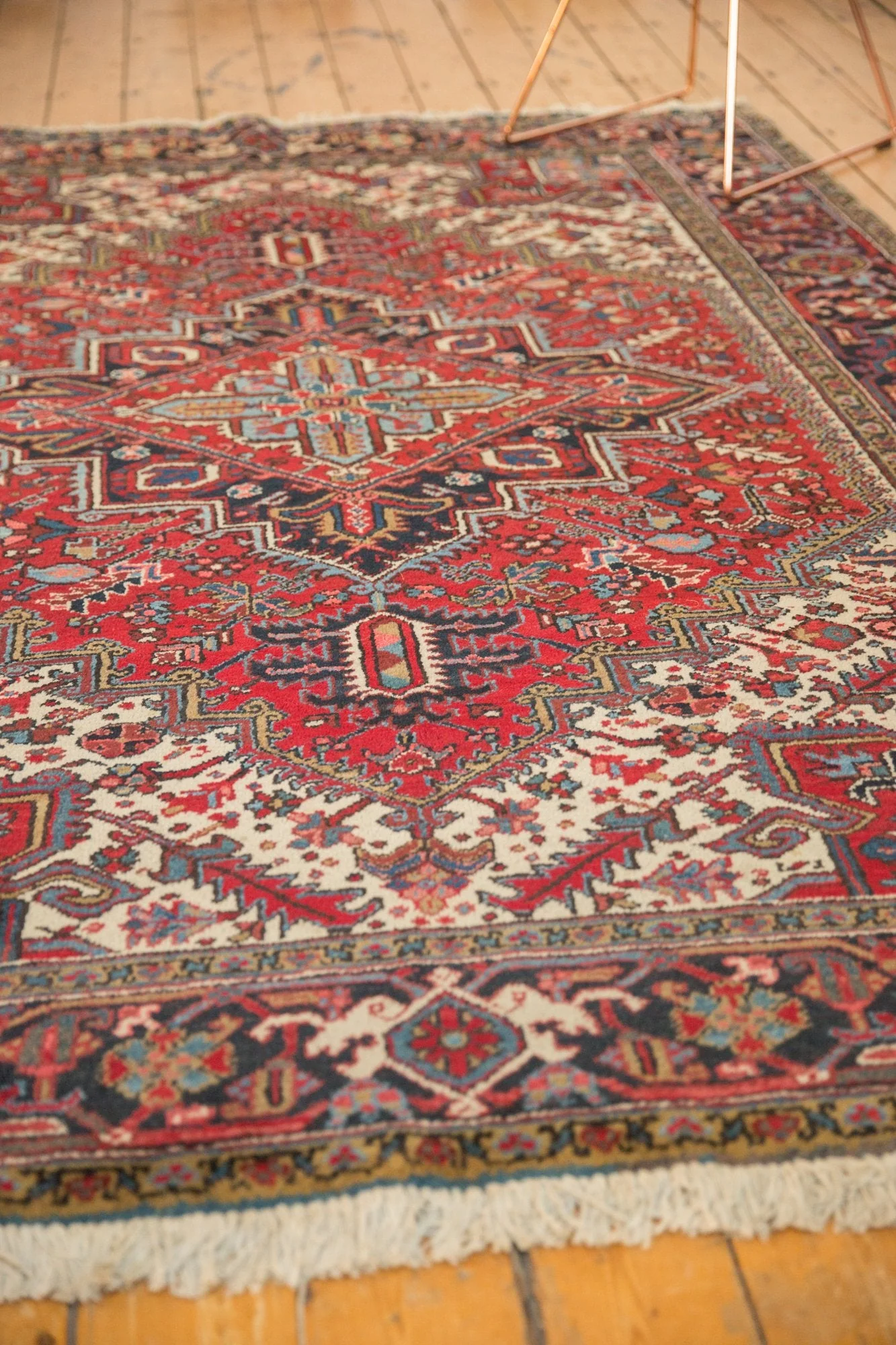 6x8.5 Vintage Heriz Carpet - Image 9