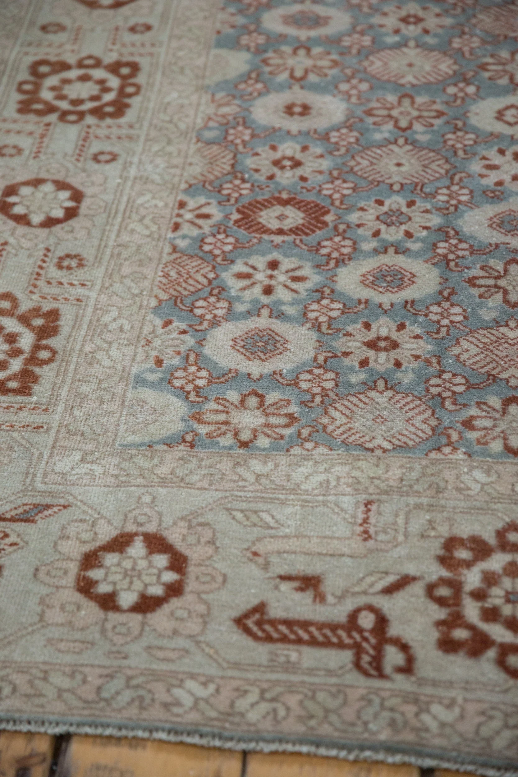 6x8.5 Vintage Sparta Carpet - Image 8
