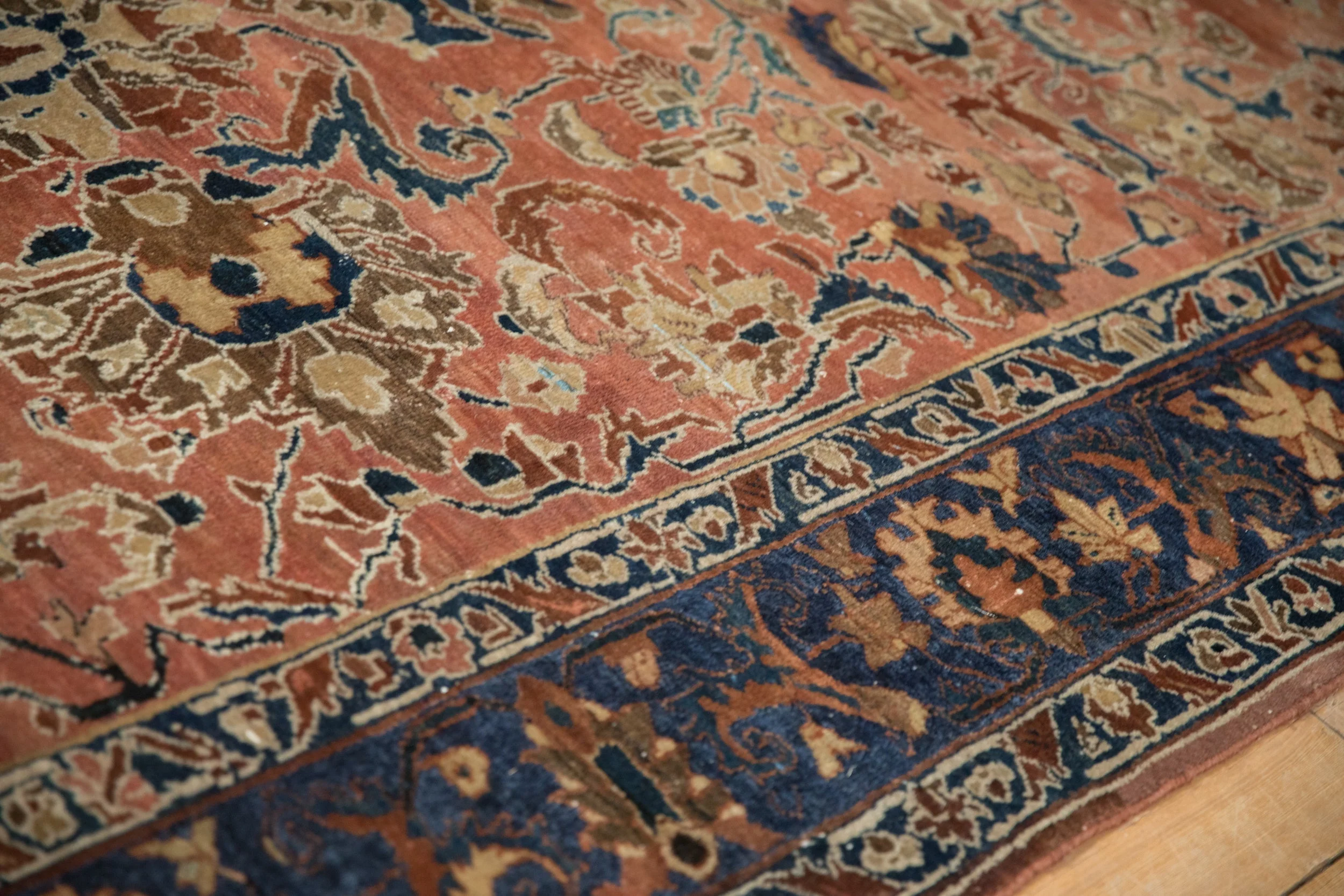 6x9.5 Antique Fine Distressed Lilihan Carpet - Image 7