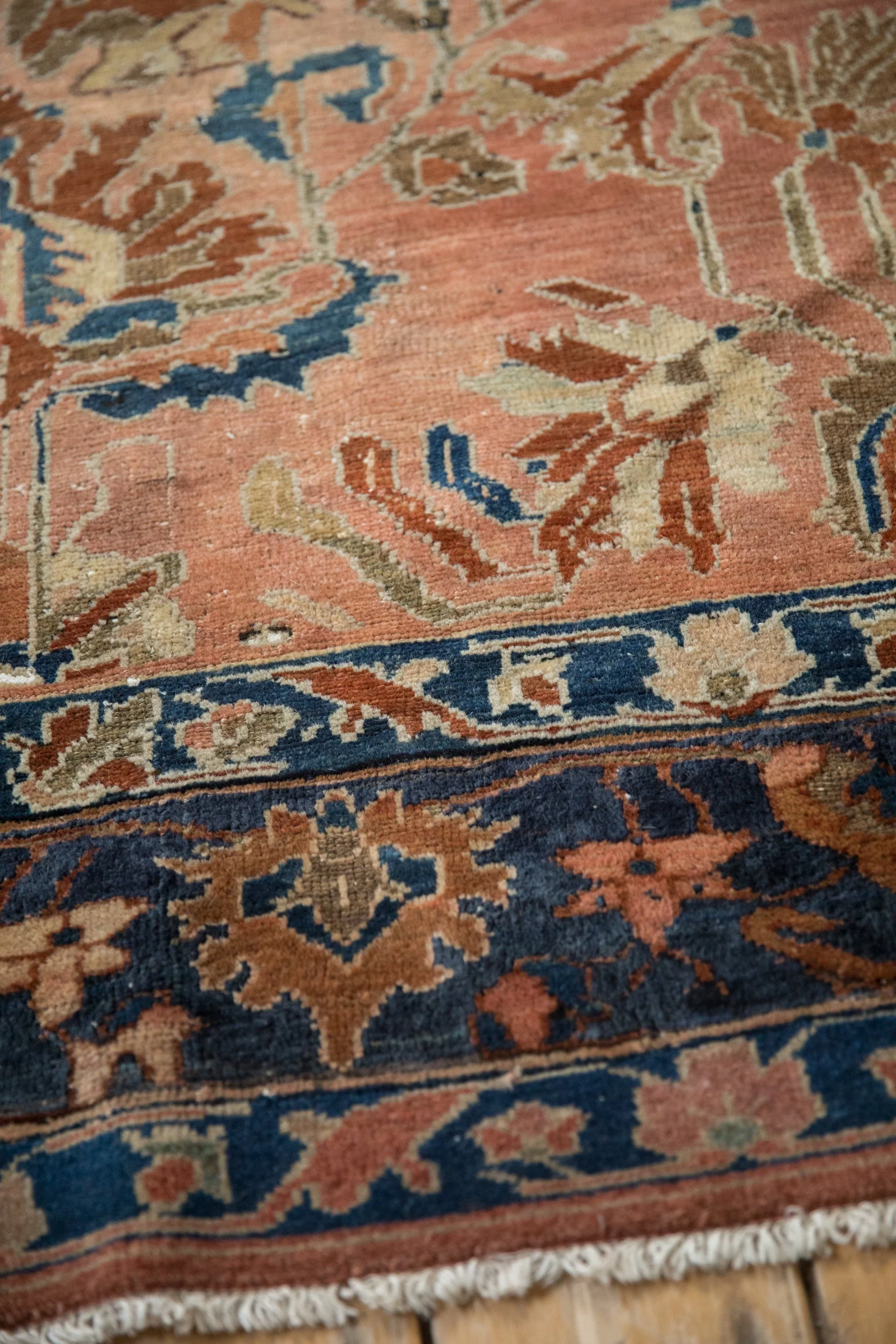6x9.5 Antique Fine Distressed Lilihan Carpet - Image 9