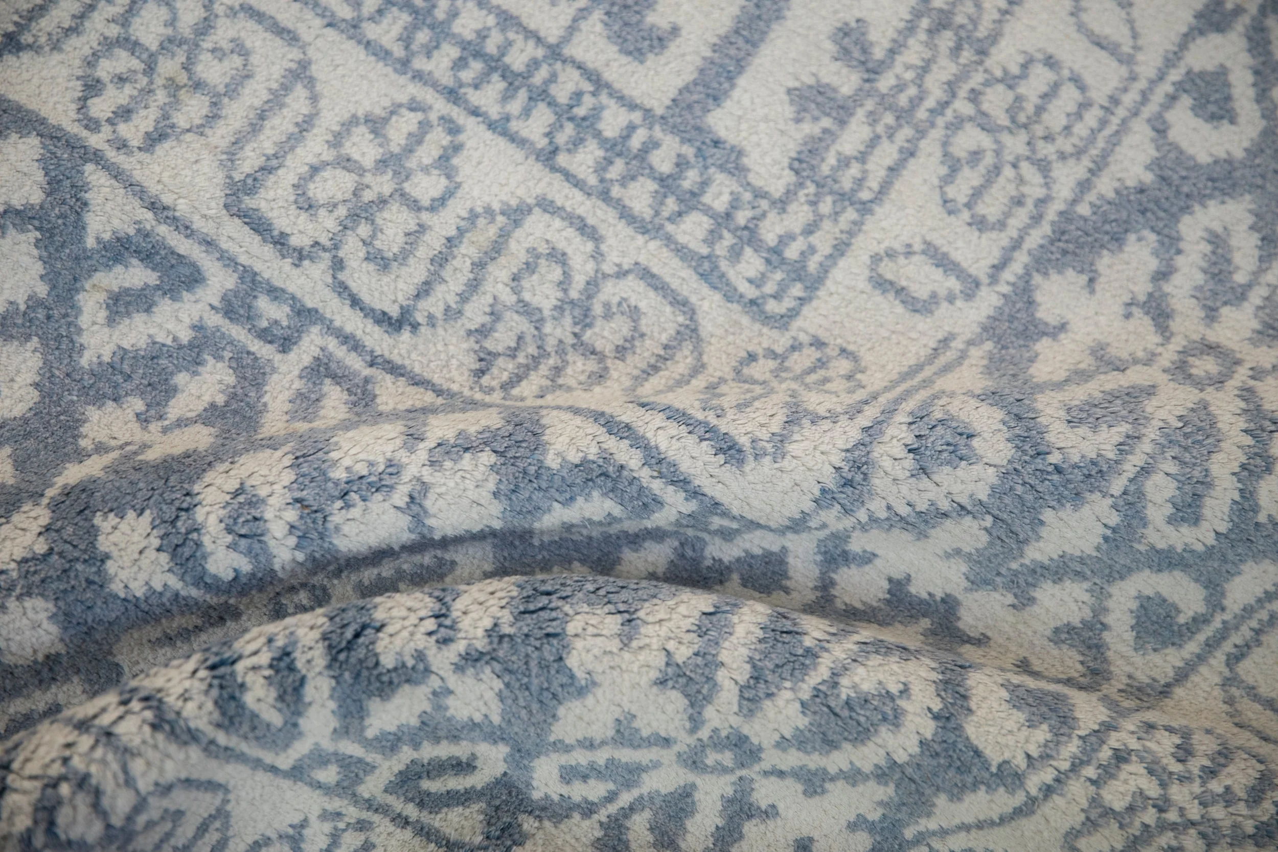 6x9.5 Vintage Agra Carpet - Image 6