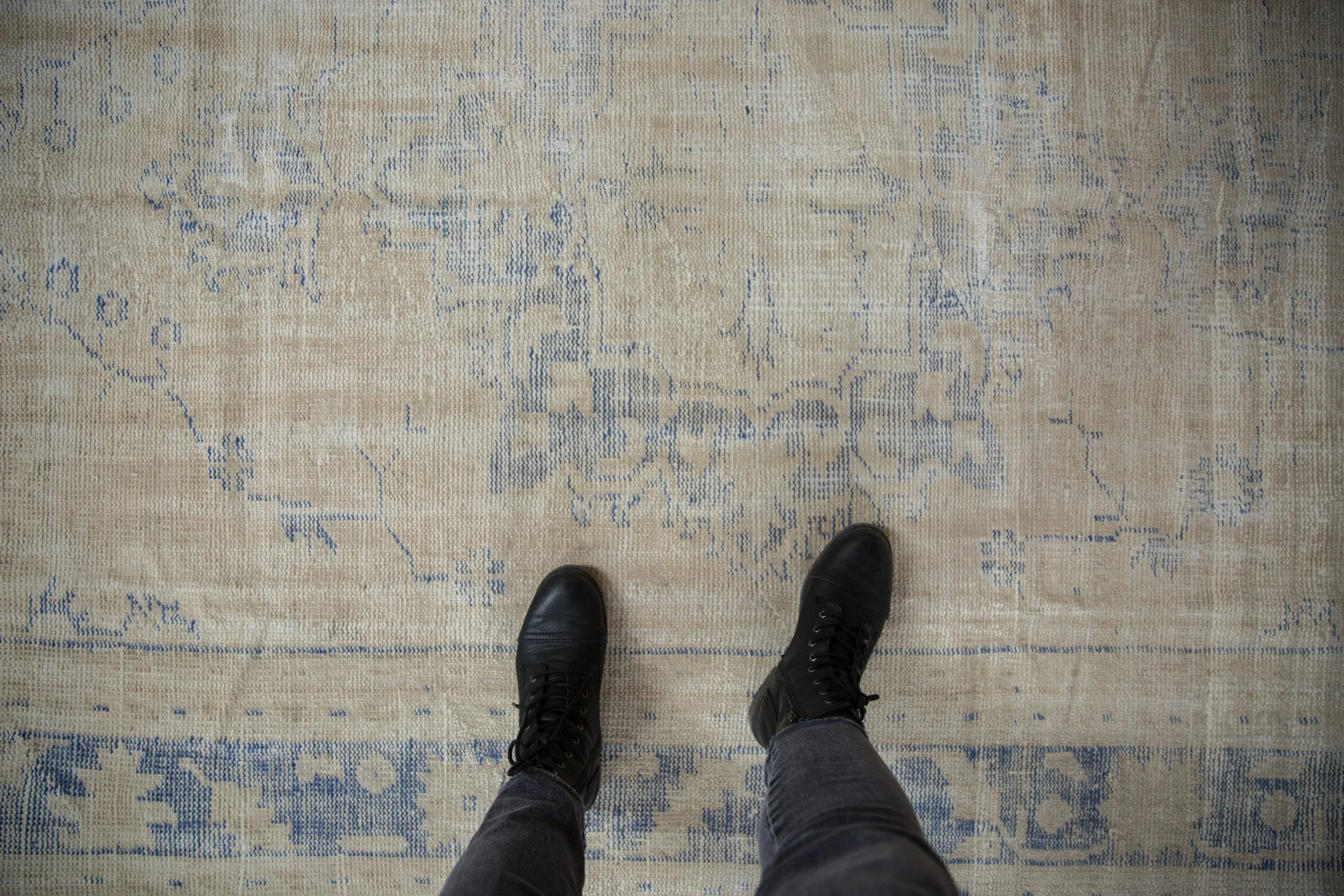 6x9.5 Vintage Distressed Oushak Carpet - Image 2