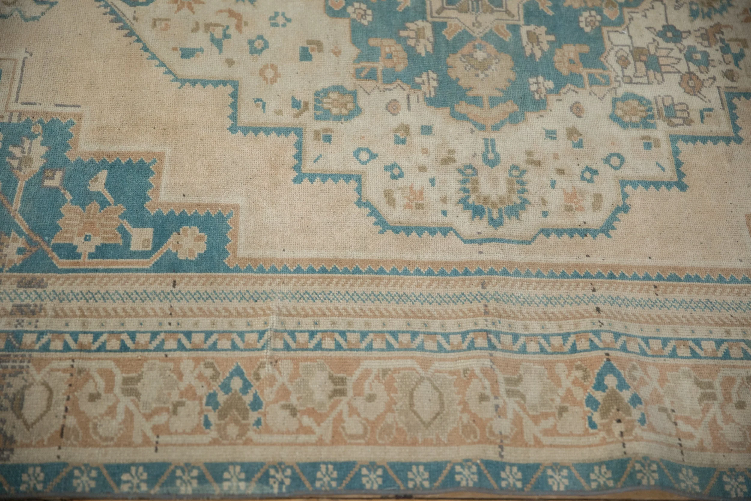 6x9.5 Vintage Distressed Oushak Carpet - Image 7