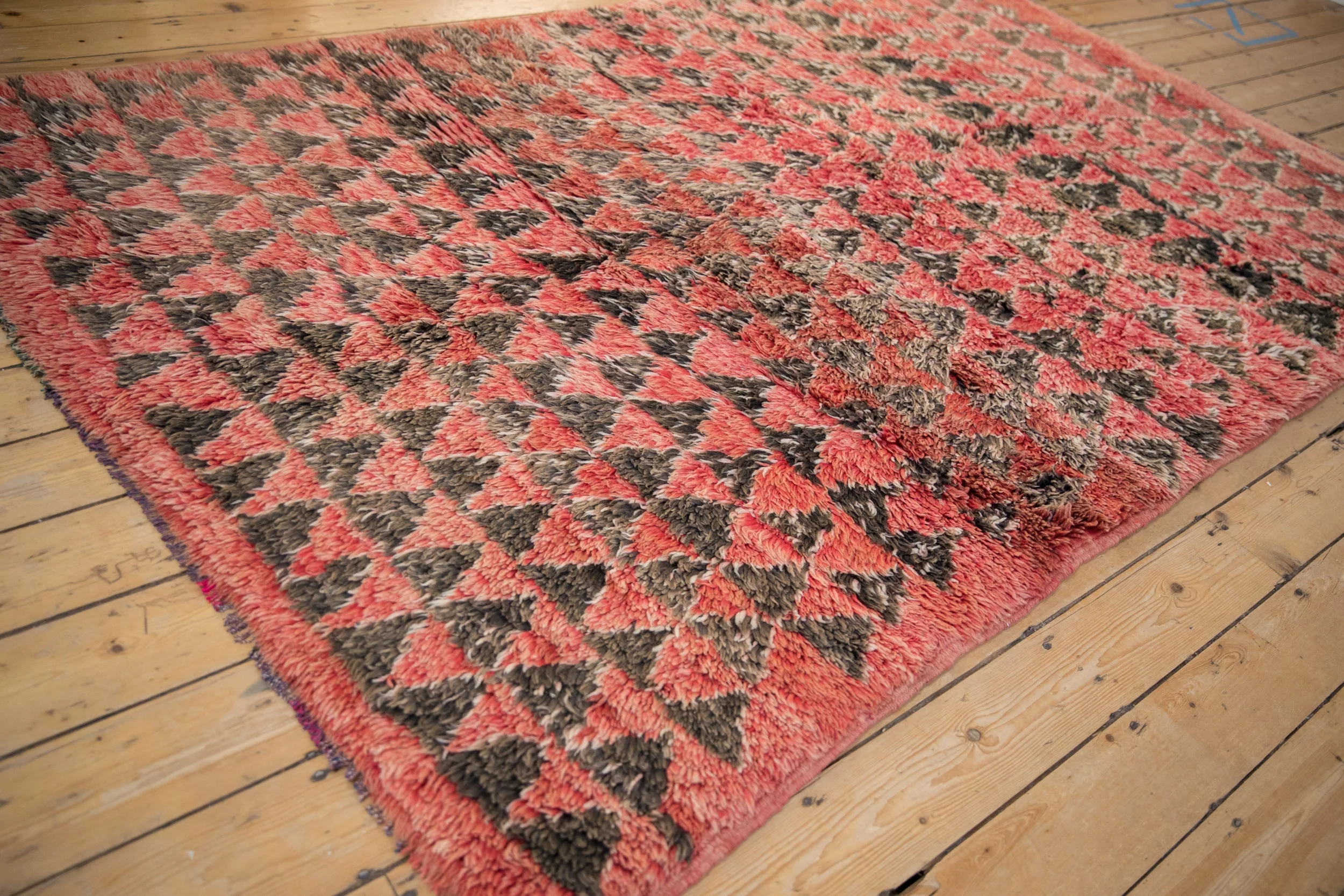 6x9.5 Vintage Moroccan Carpet - Image 10