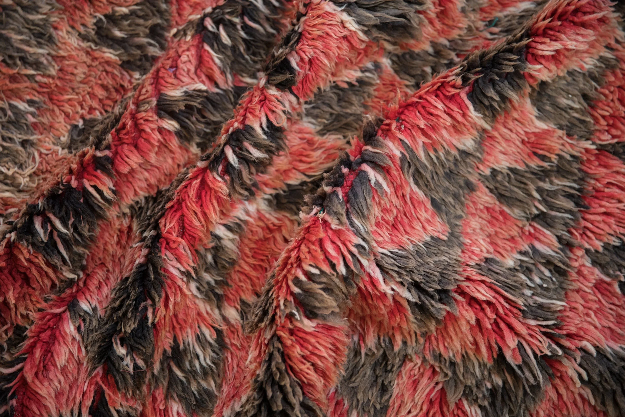 6x9.5 Vintage Moroccan Carpet - Image 11