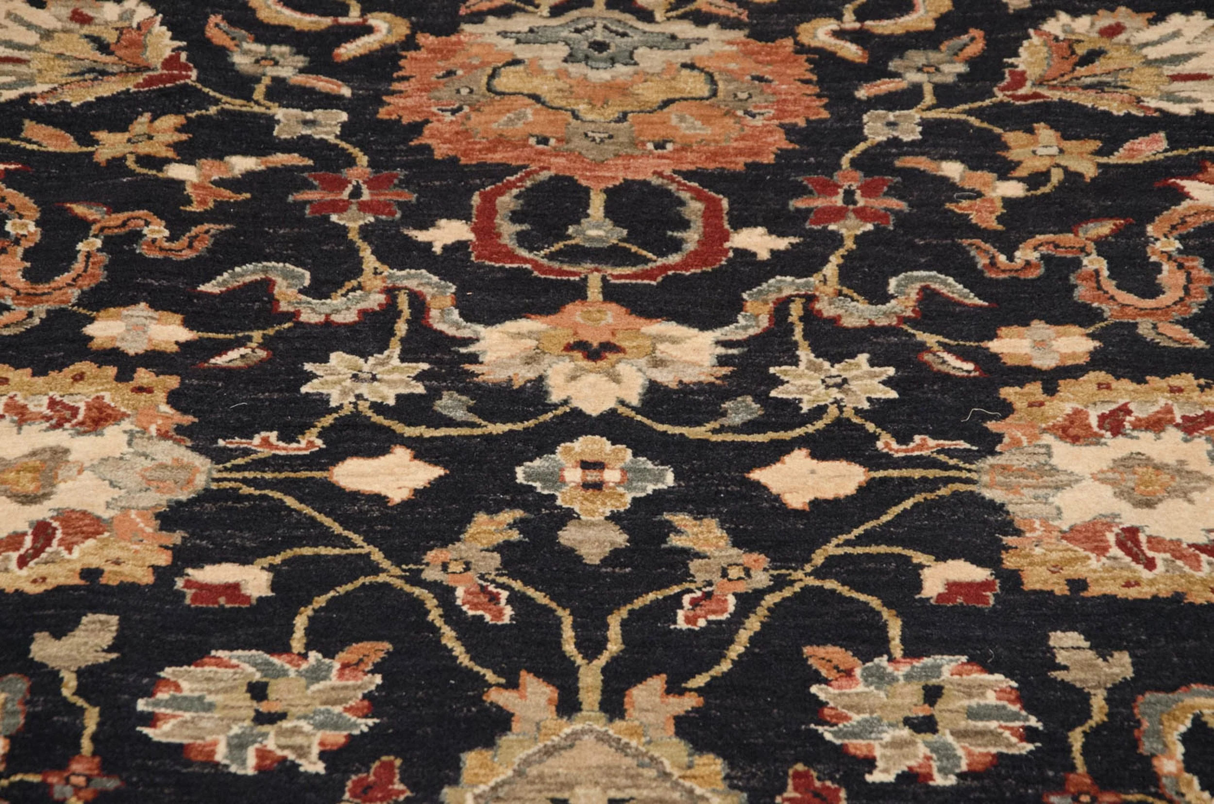 6x9 New Agra Carpet - Image 6