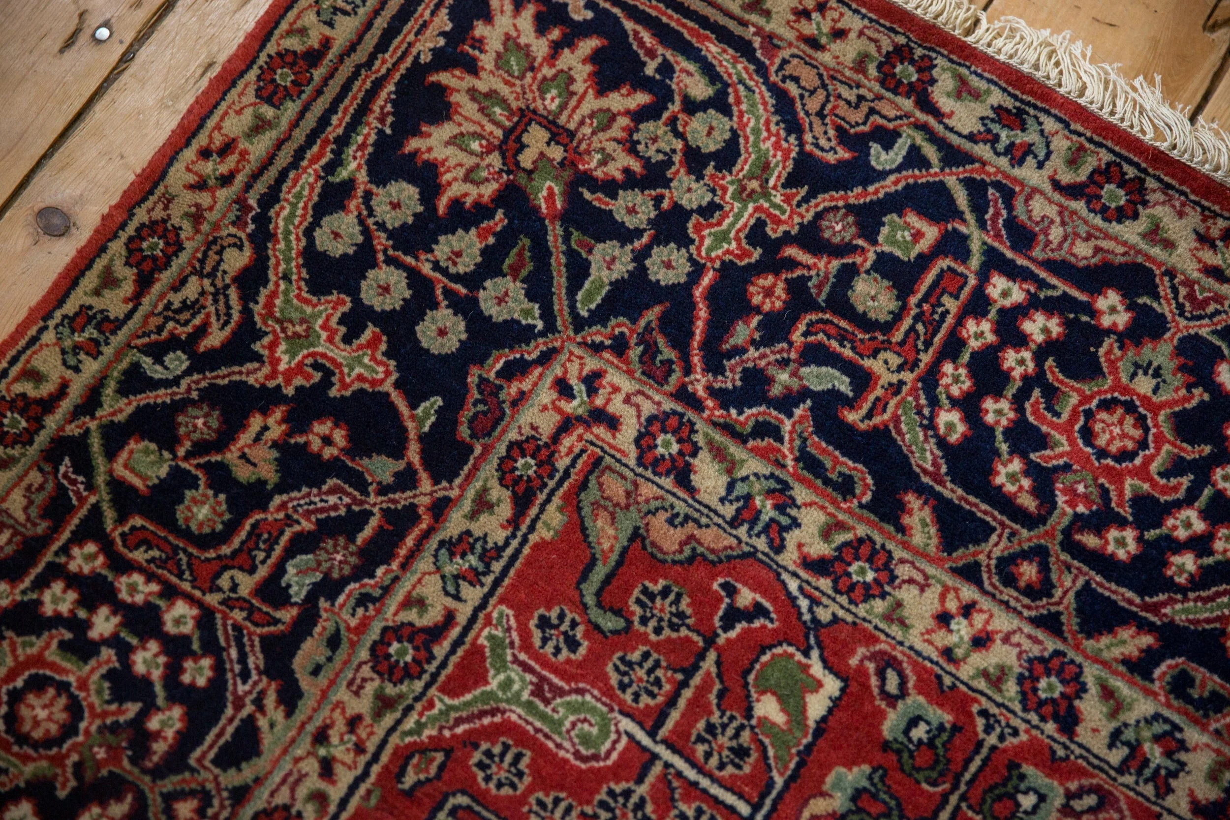 6x9 Vintage Agra Carpet - Image 3