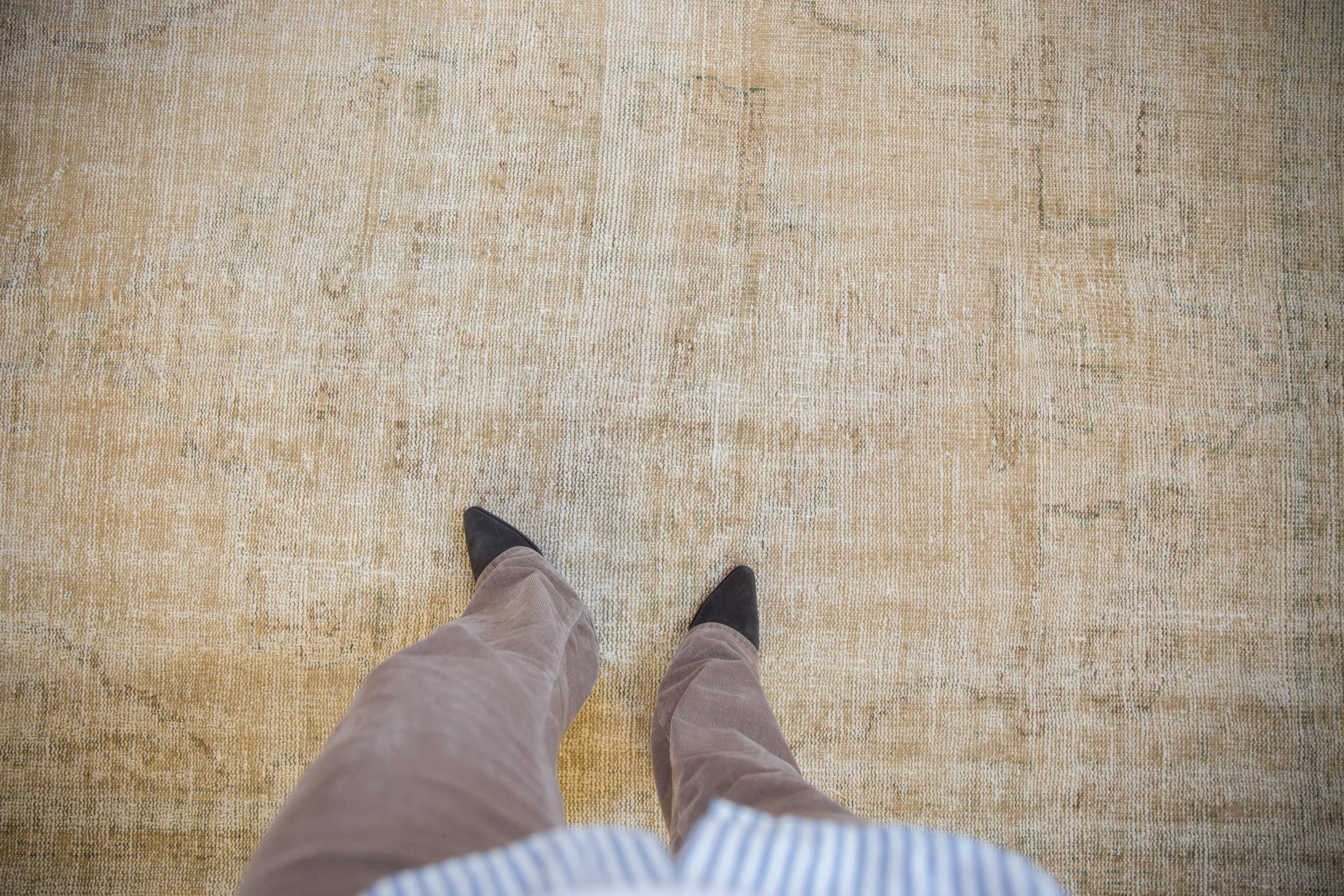 6x9 Vintage Distressed Oushak Carpet - Image 2