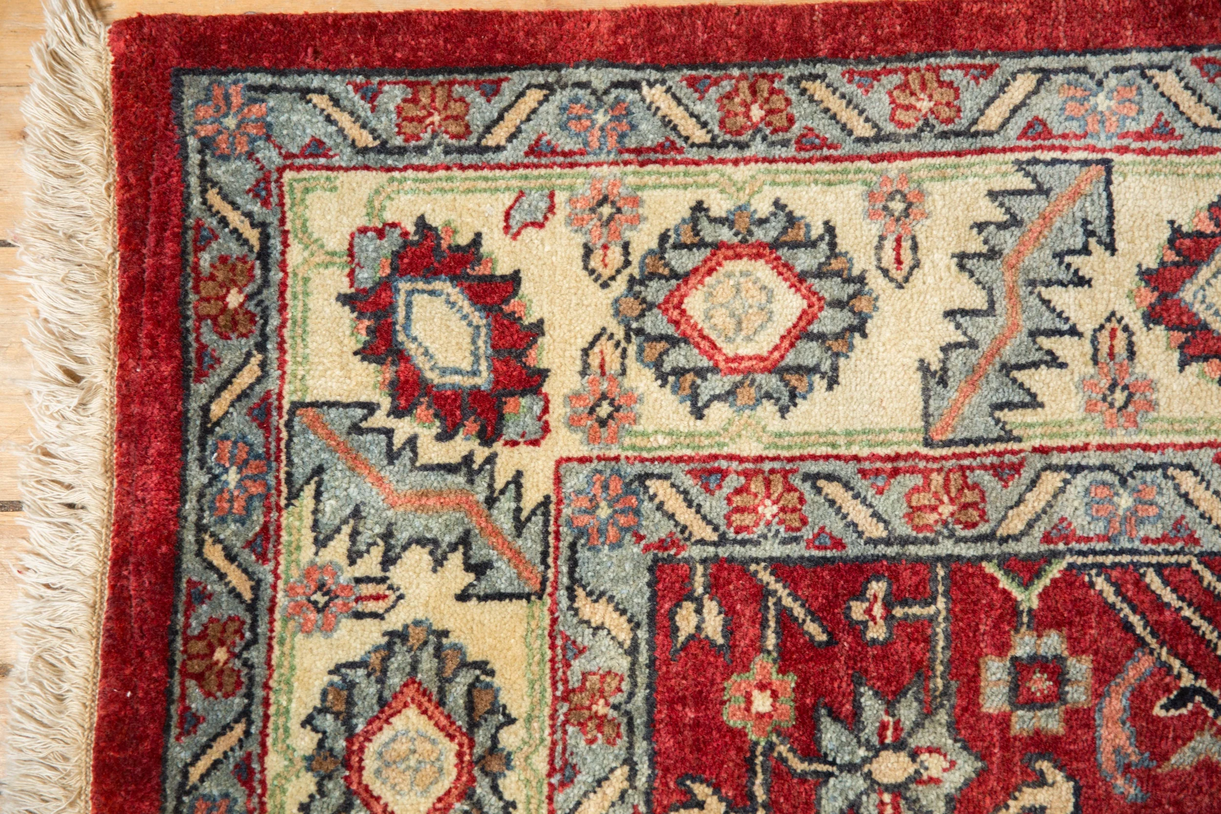 6x9 Vintage Indian Heriz Design Carpet - Image 3
